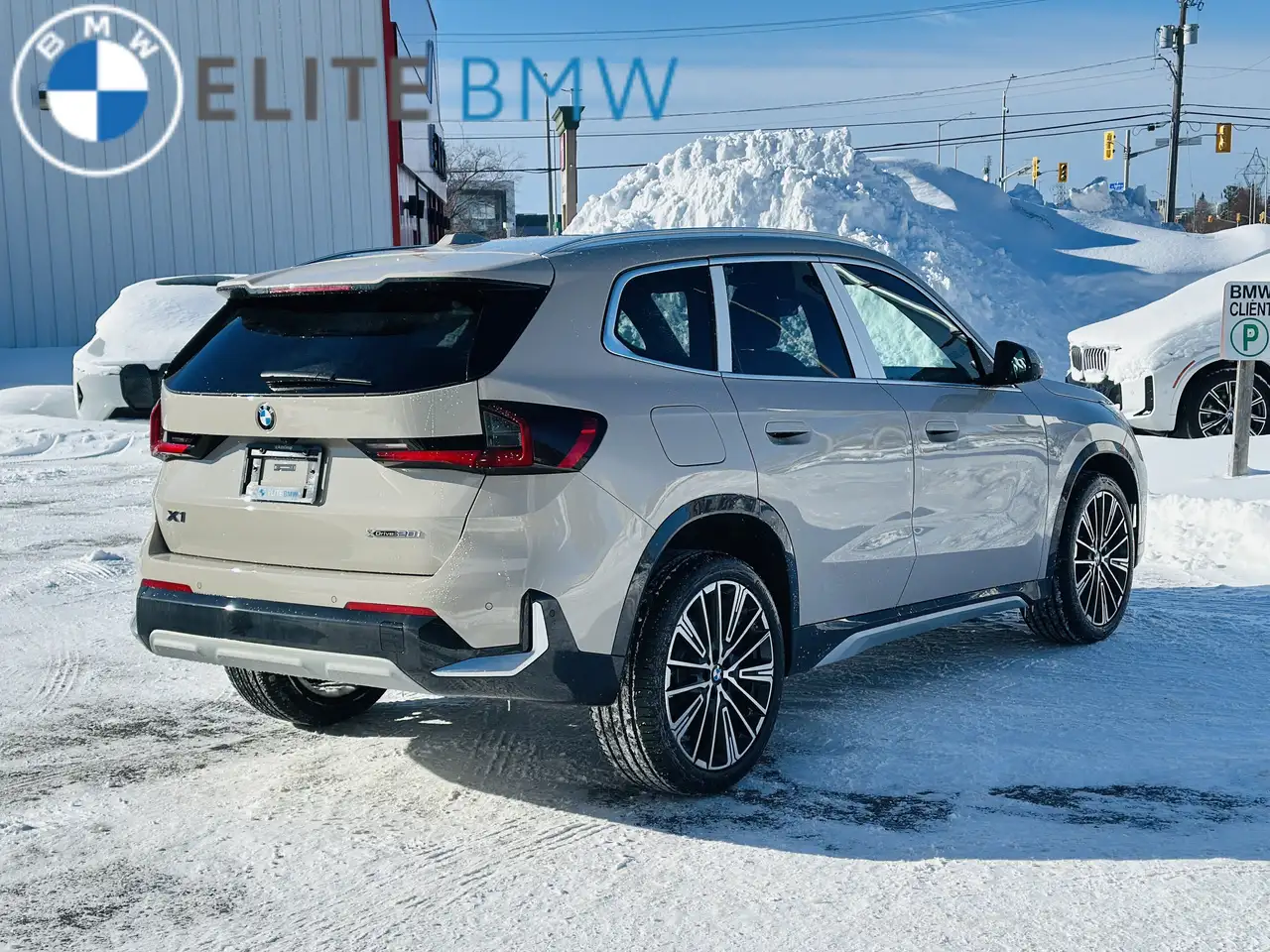 BMW X1 photo BMW X1