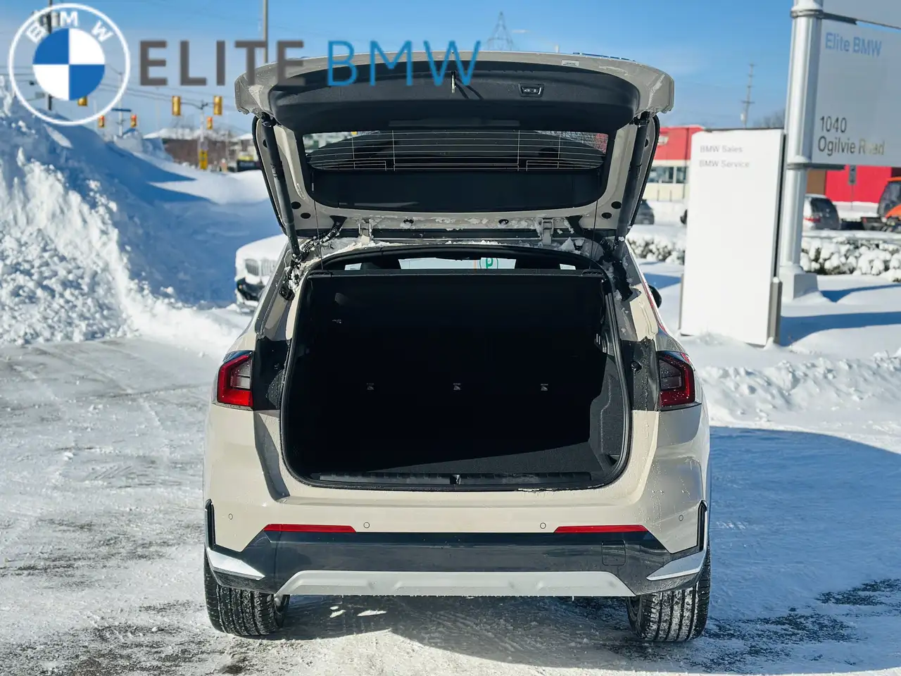 BMW X1 photo BMW X1