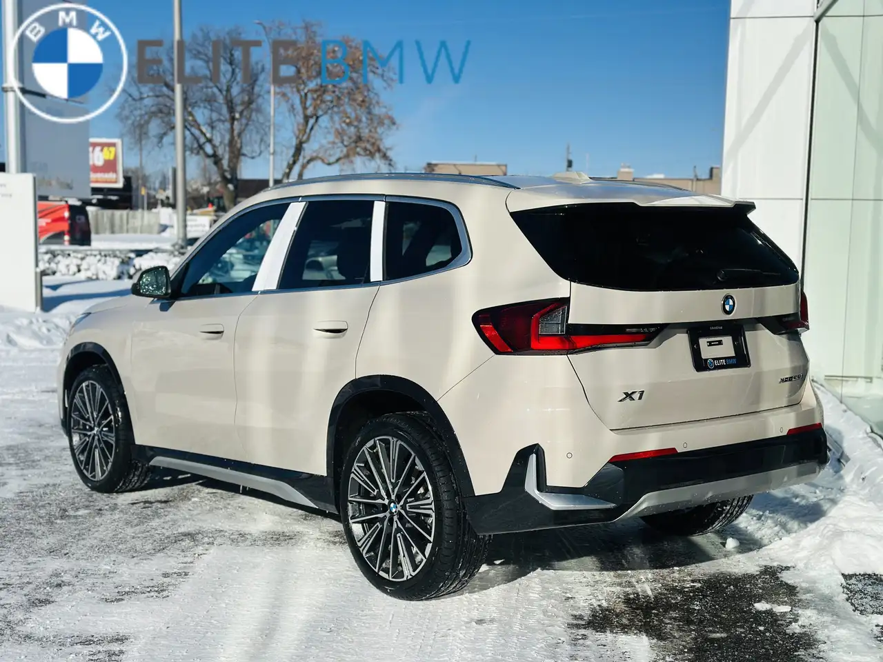 BMW X1 photo BMW X1
