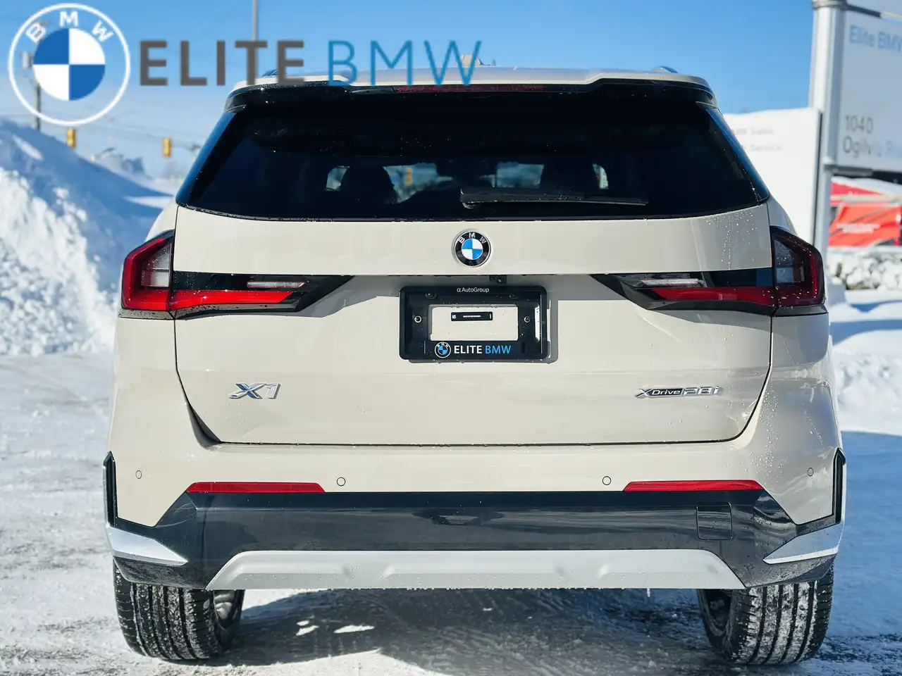 BMW X1 photo BMW X1