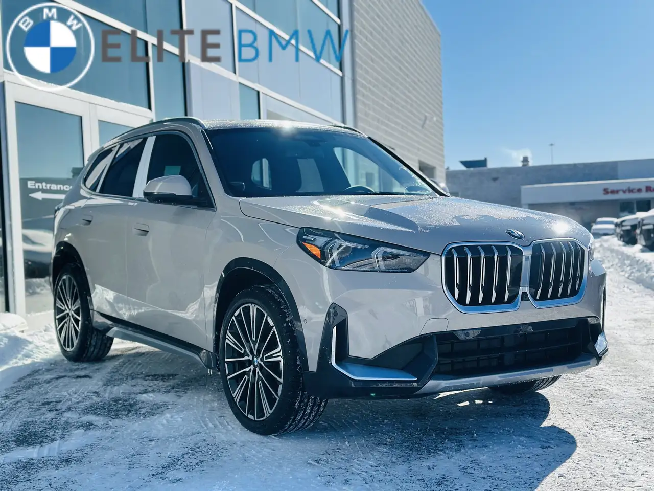 BMW X1 photo BMW X1