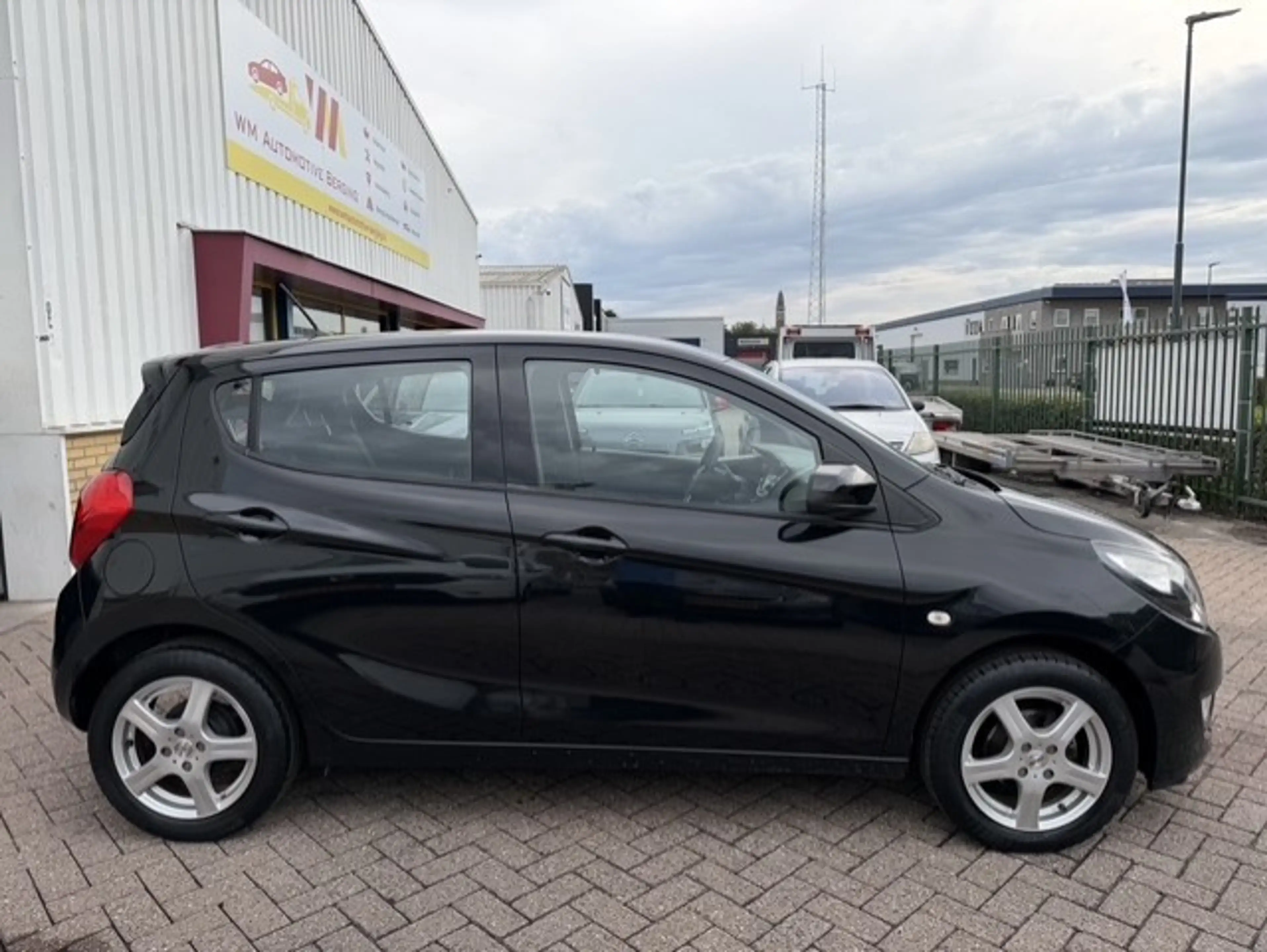 Opel Karl 1.0 ecoFLEX Edition — photo 15