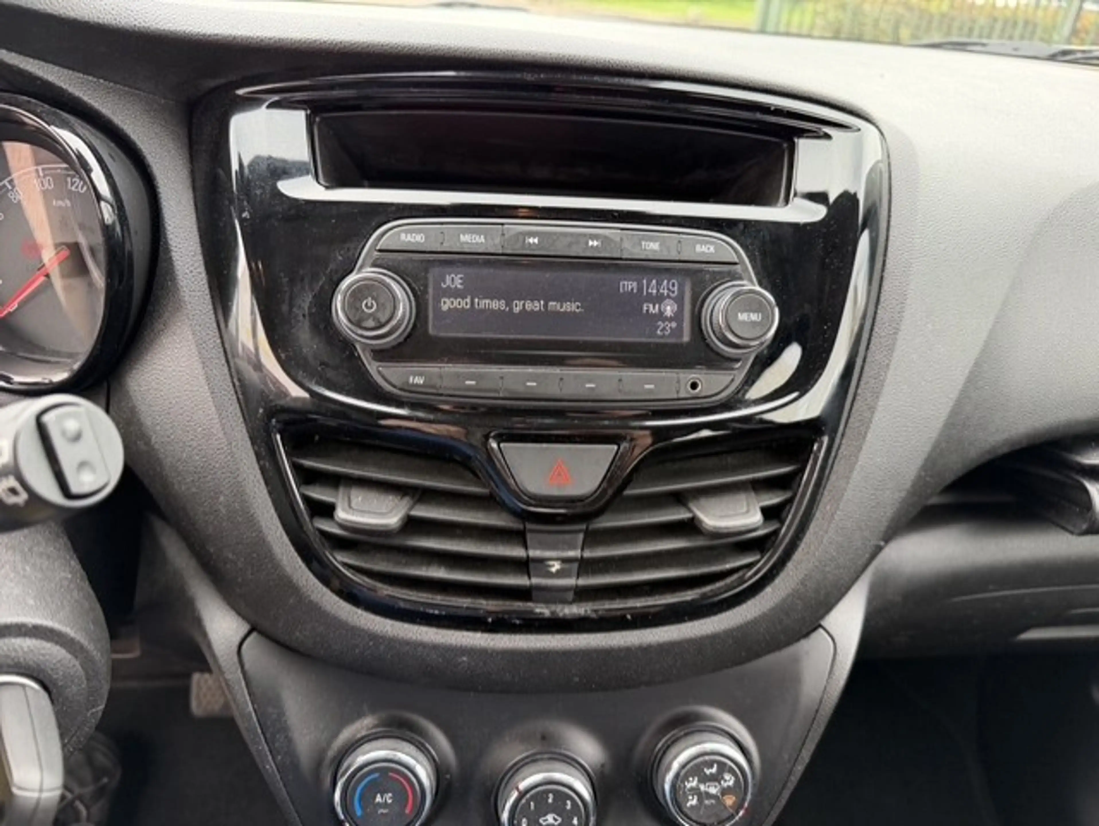 Opel Karl 1.0 ecoFLEX Edition — photo 6