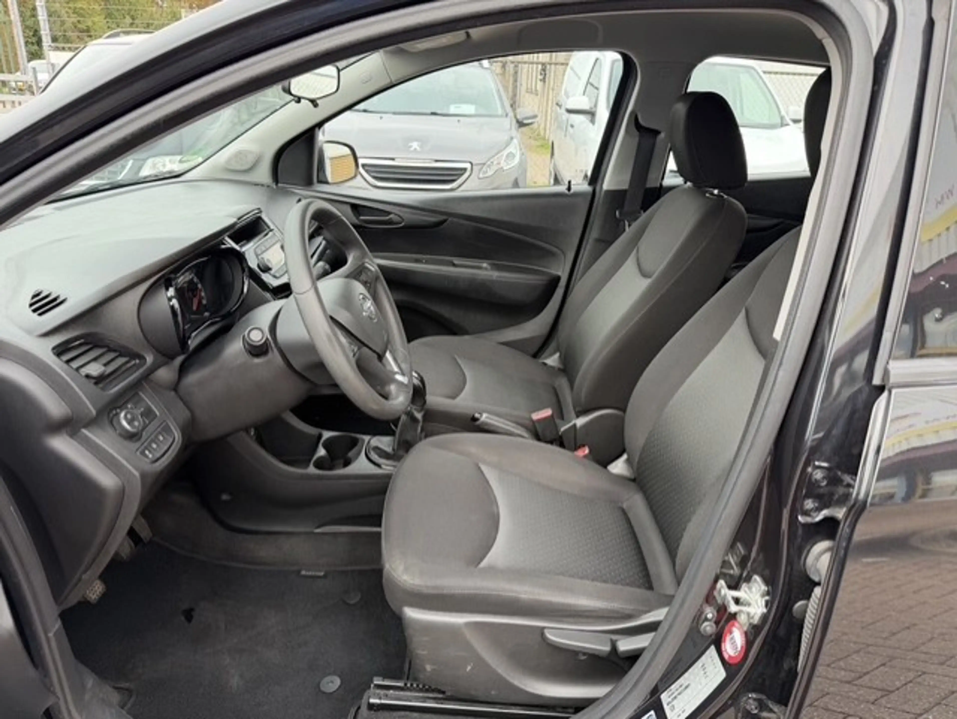 Opel Karl 1.0 ecoFLEX Edition — photo 3