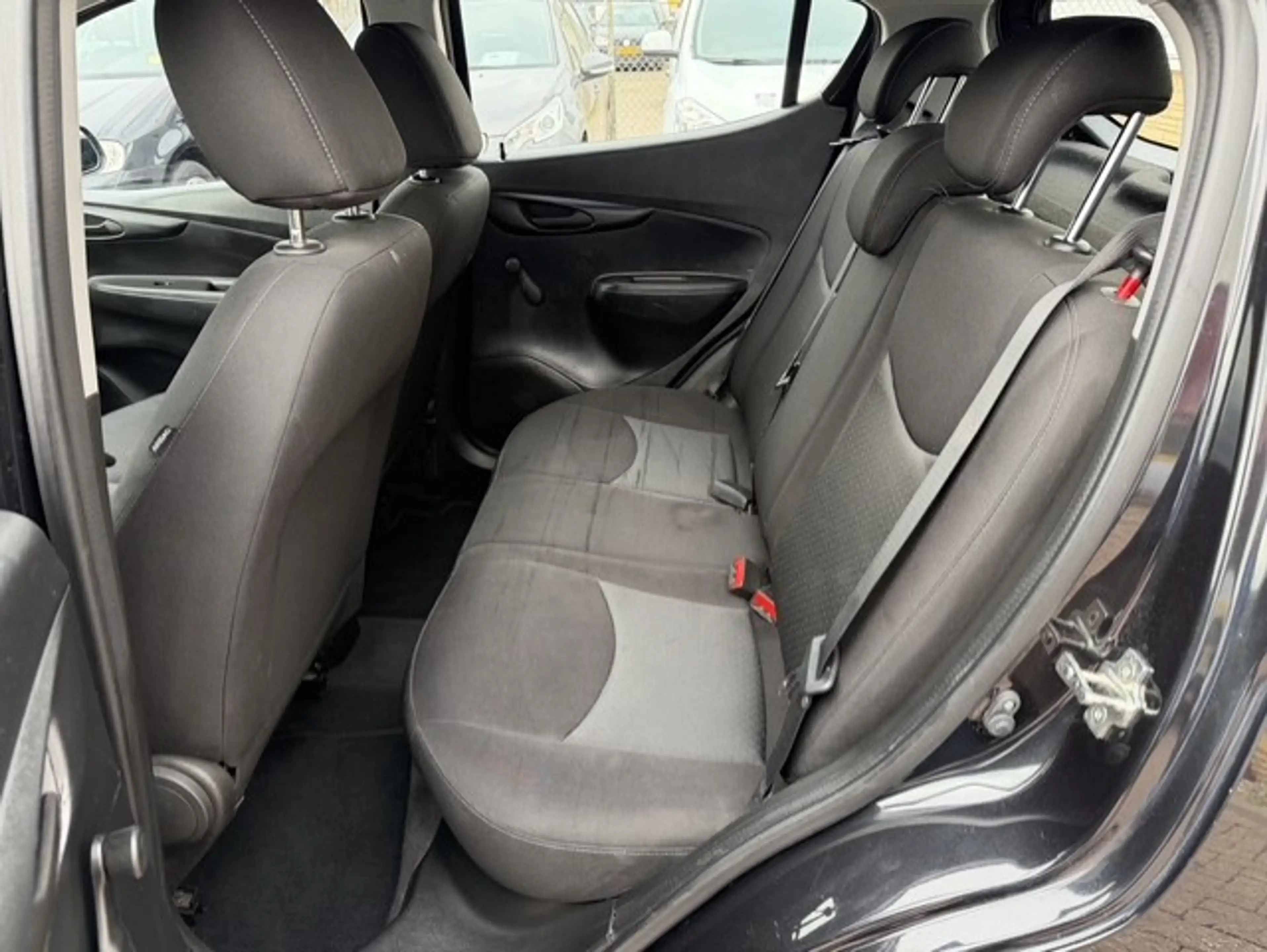 Opel Karl 1.0 ecoFLEX Edition — photo 13