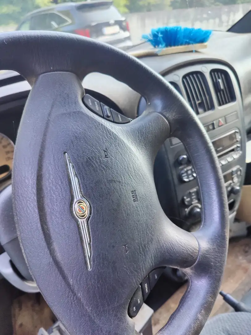 Chrysler Voyager Voyager Seven 2,5 CRD Ds. Seven Schwarz - 2