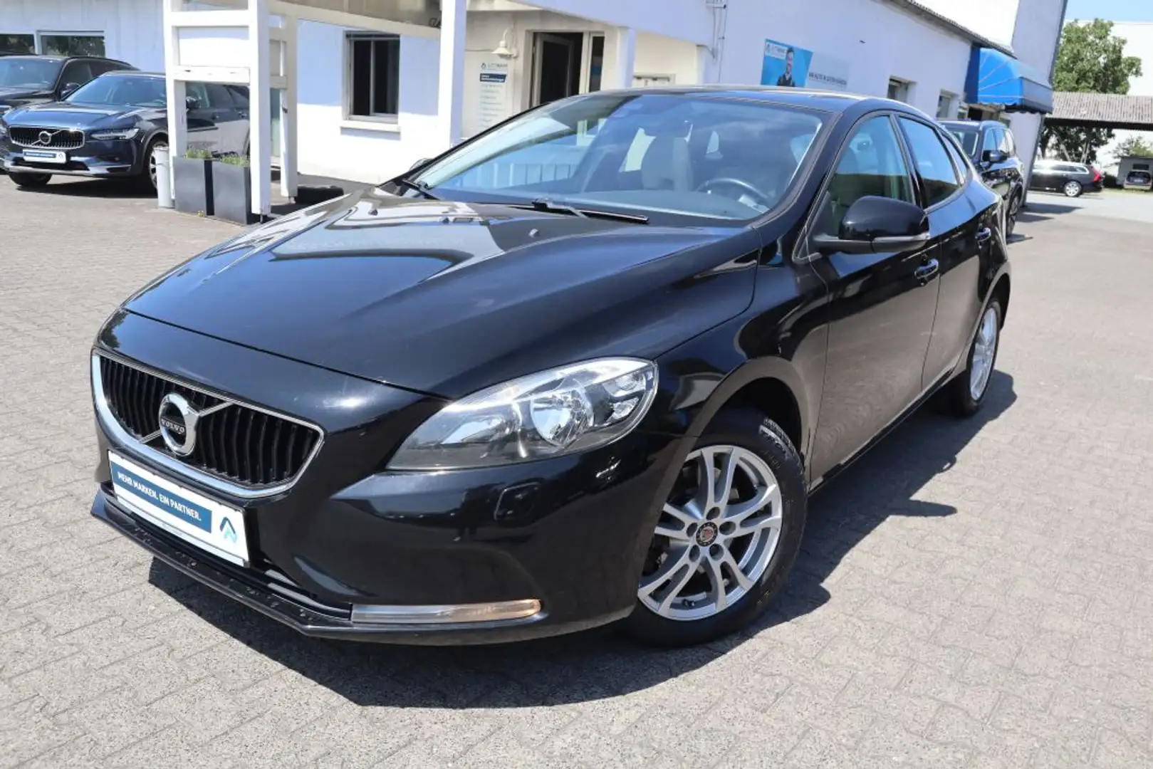 Volvo V40 V40 T2|PANO|NAVIGATION|R-CAM|LEDER|MEMORY| - 1