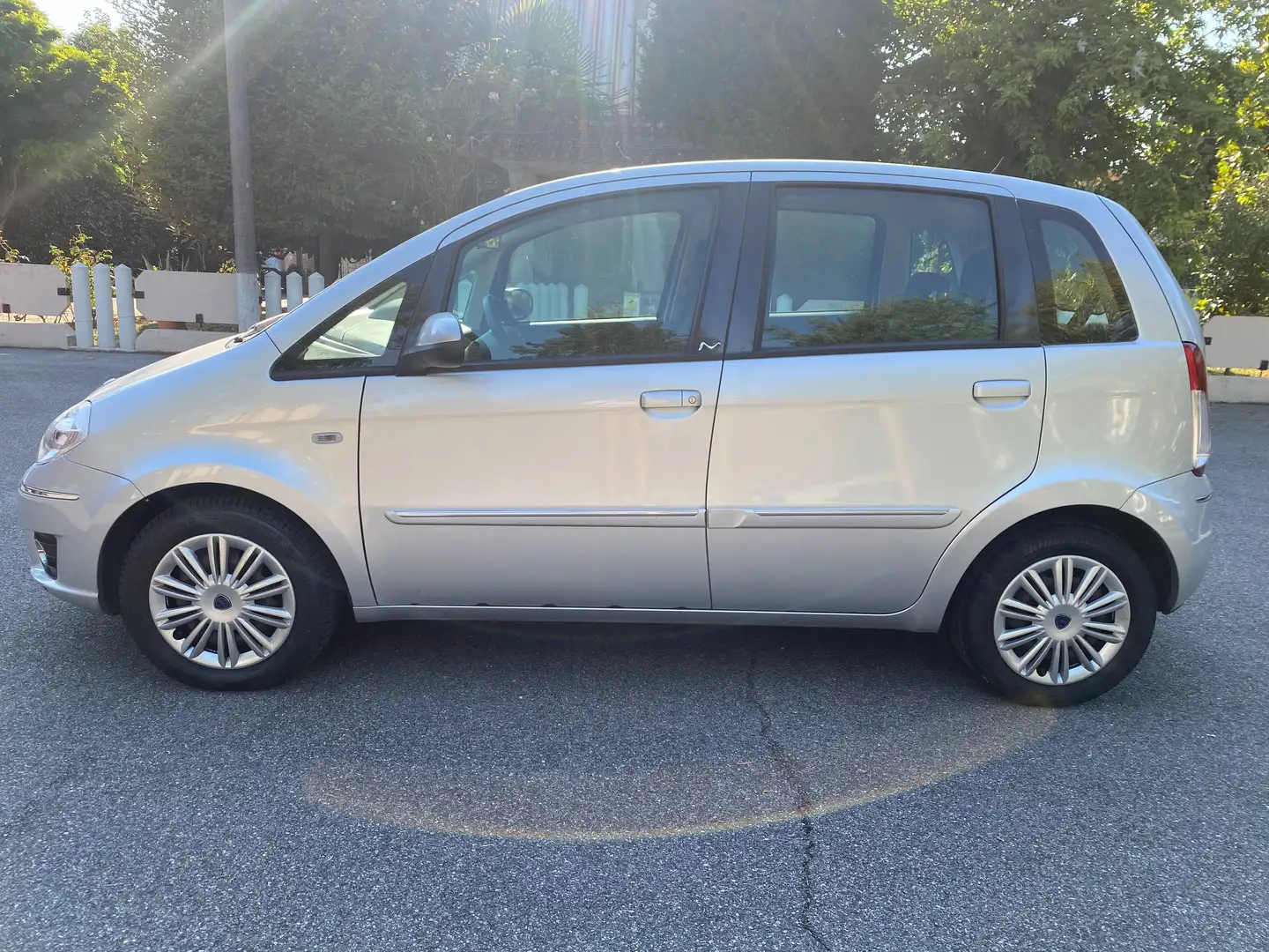 Lancia MUSA Musa II 2007 1.4 8v Diva (argento) Argento - 1