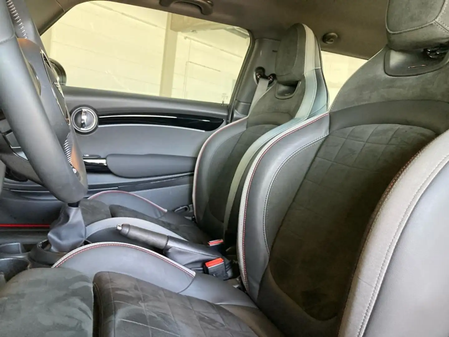 MINI Cooper John Cooper Works Trim Rot - 1