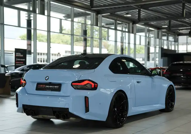 BMW M2 view 8