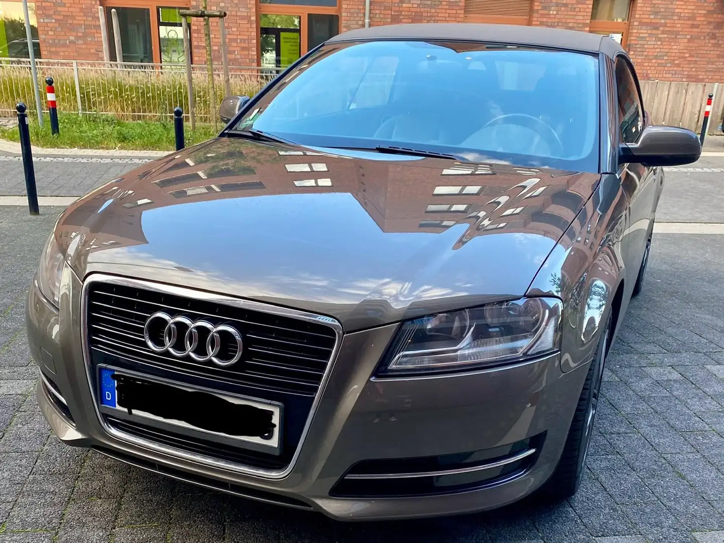 Audi A3 A3 Cabriolet 1.2 TFSI Attraction - 1