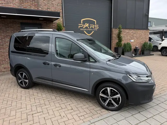 Volkswagen Caddy view 5