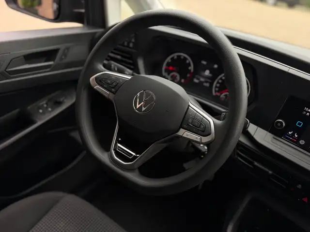 Volkswagen Caddy view 2