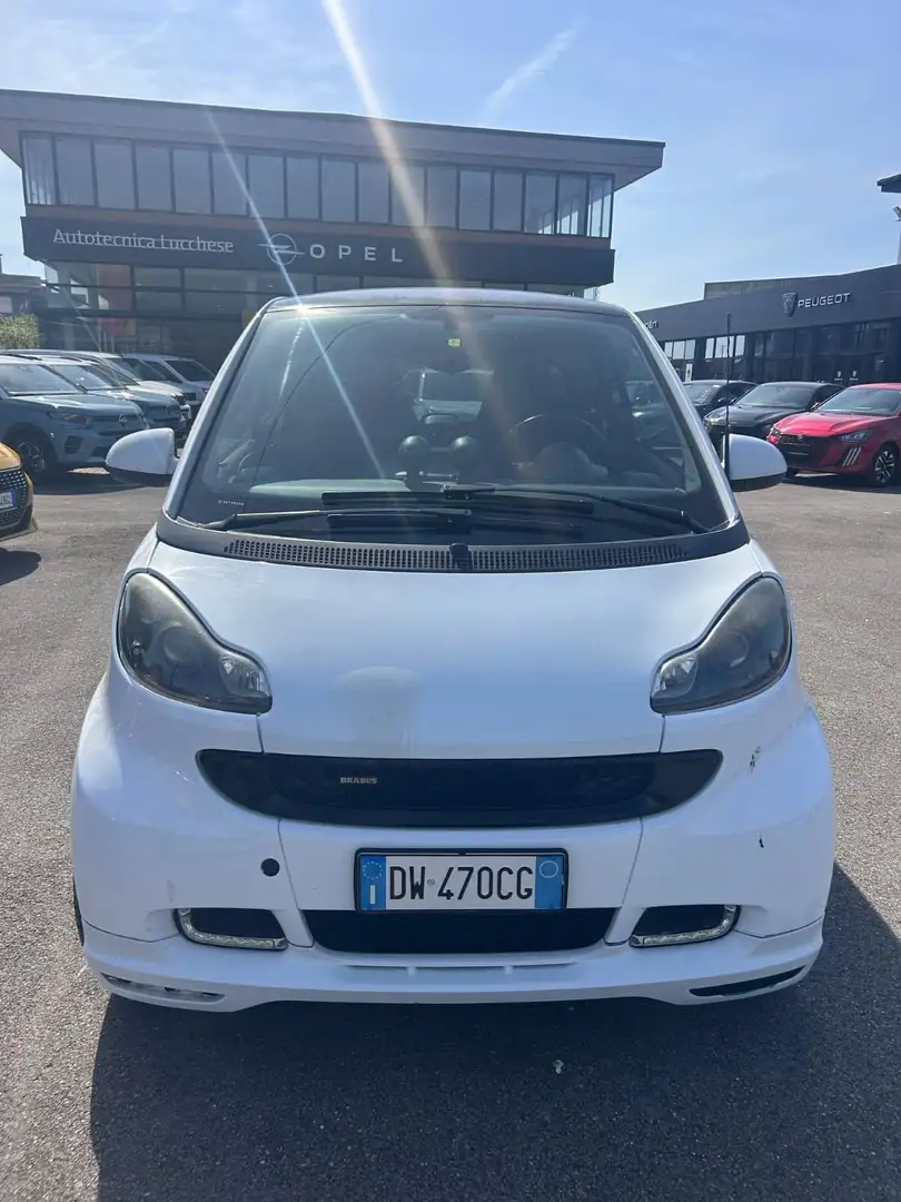smart forTwo fortwo 1000 72 kW coupé BRABUS Xclusive Bianco - 2