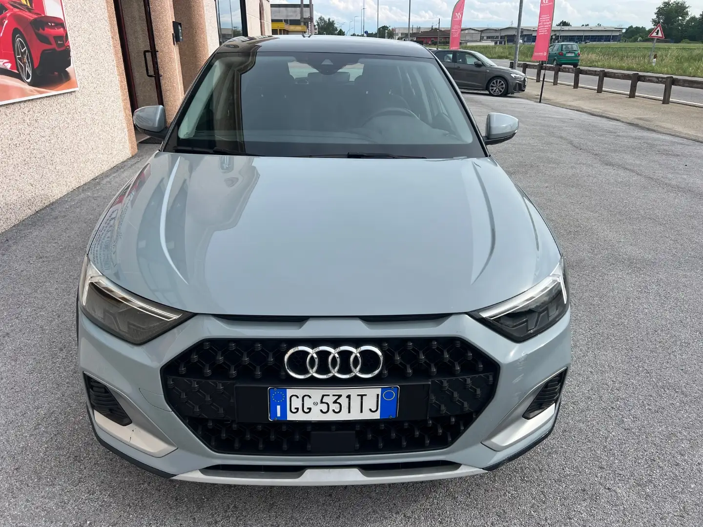 Audi A1 citycarver 25 TFSI Admired ALLSTREET IVA ESPOSTA Gris - 2