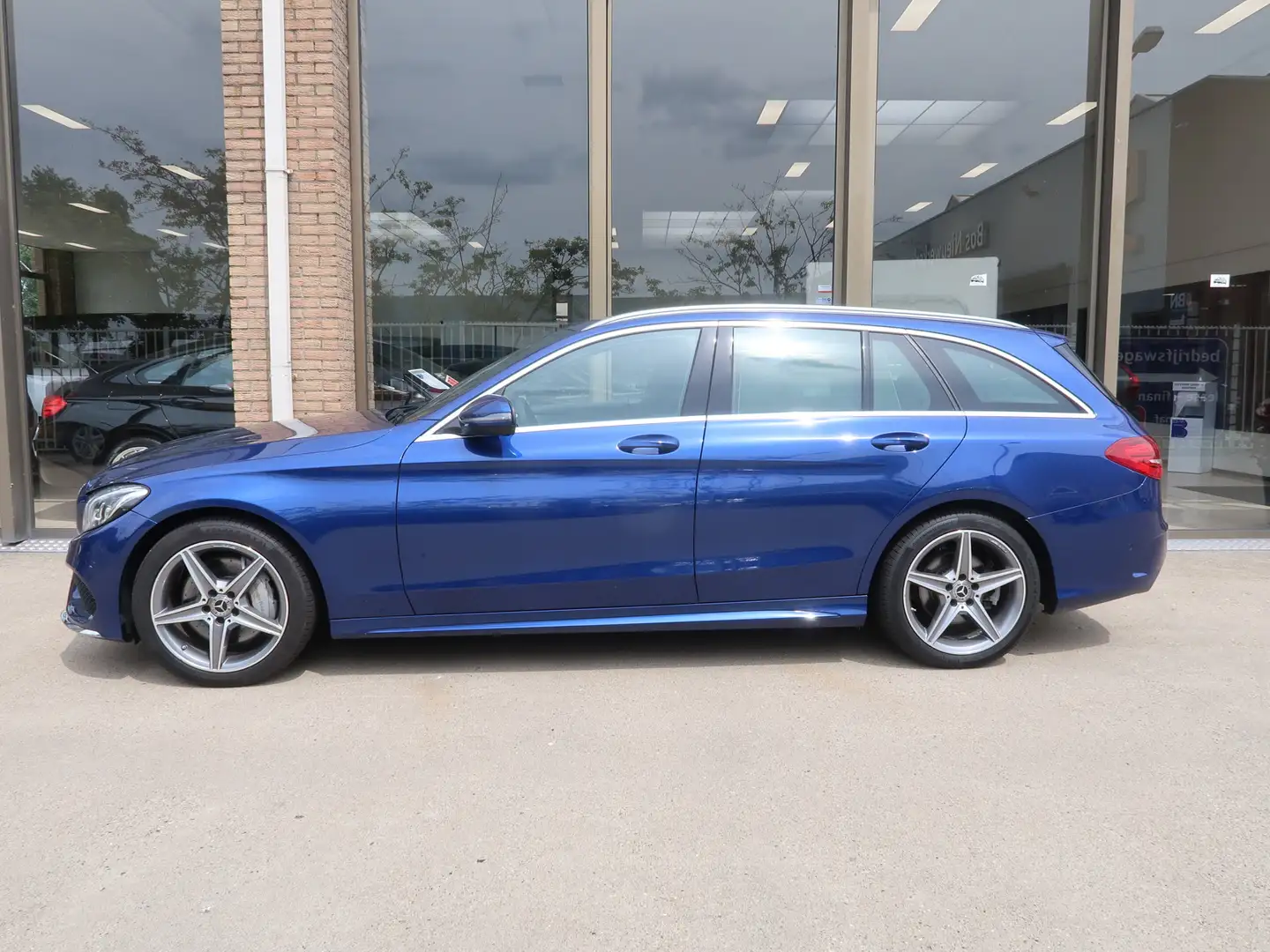 Mercedes-Benz C 300 AMG Styling , Luchtvering , LED Azul - 2
