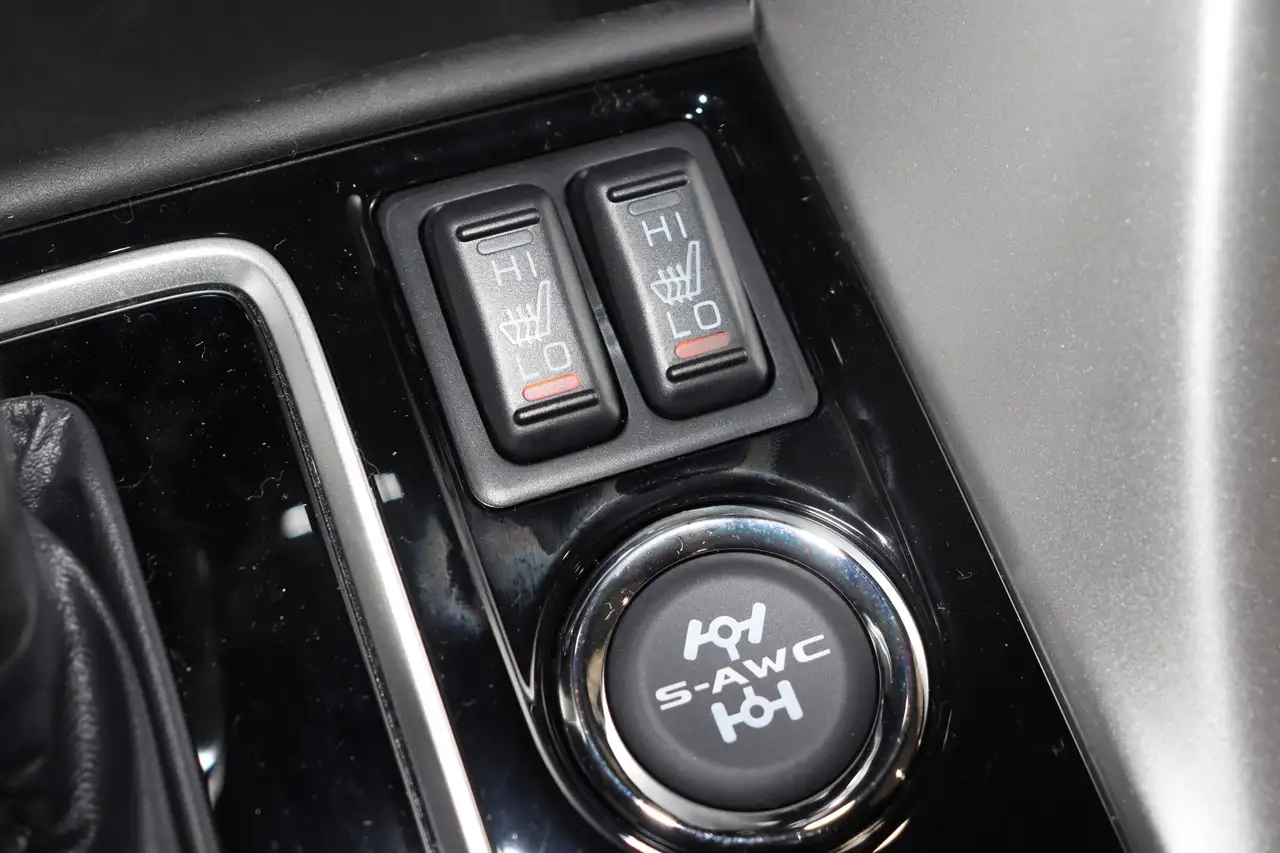 Mitsubishi Eclipse Cross photo Mitsubishi Eclipse Cross