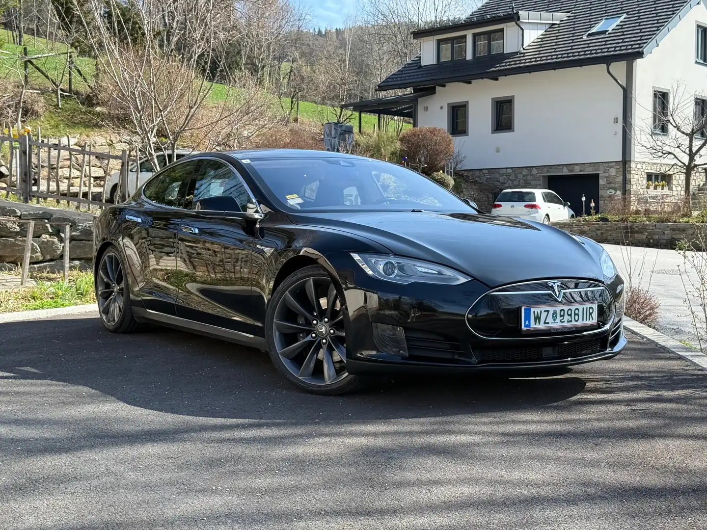 Tesla Model S Model S 85kWh (mit Batterie) Schwarz - 1