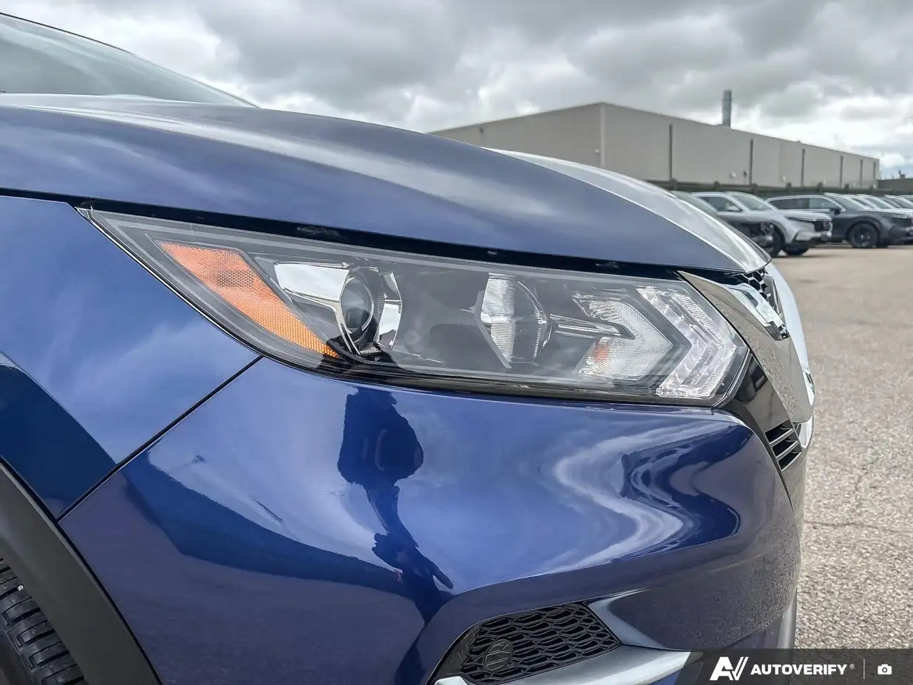 Nissan Qashqai снимка Nissan Qashqai