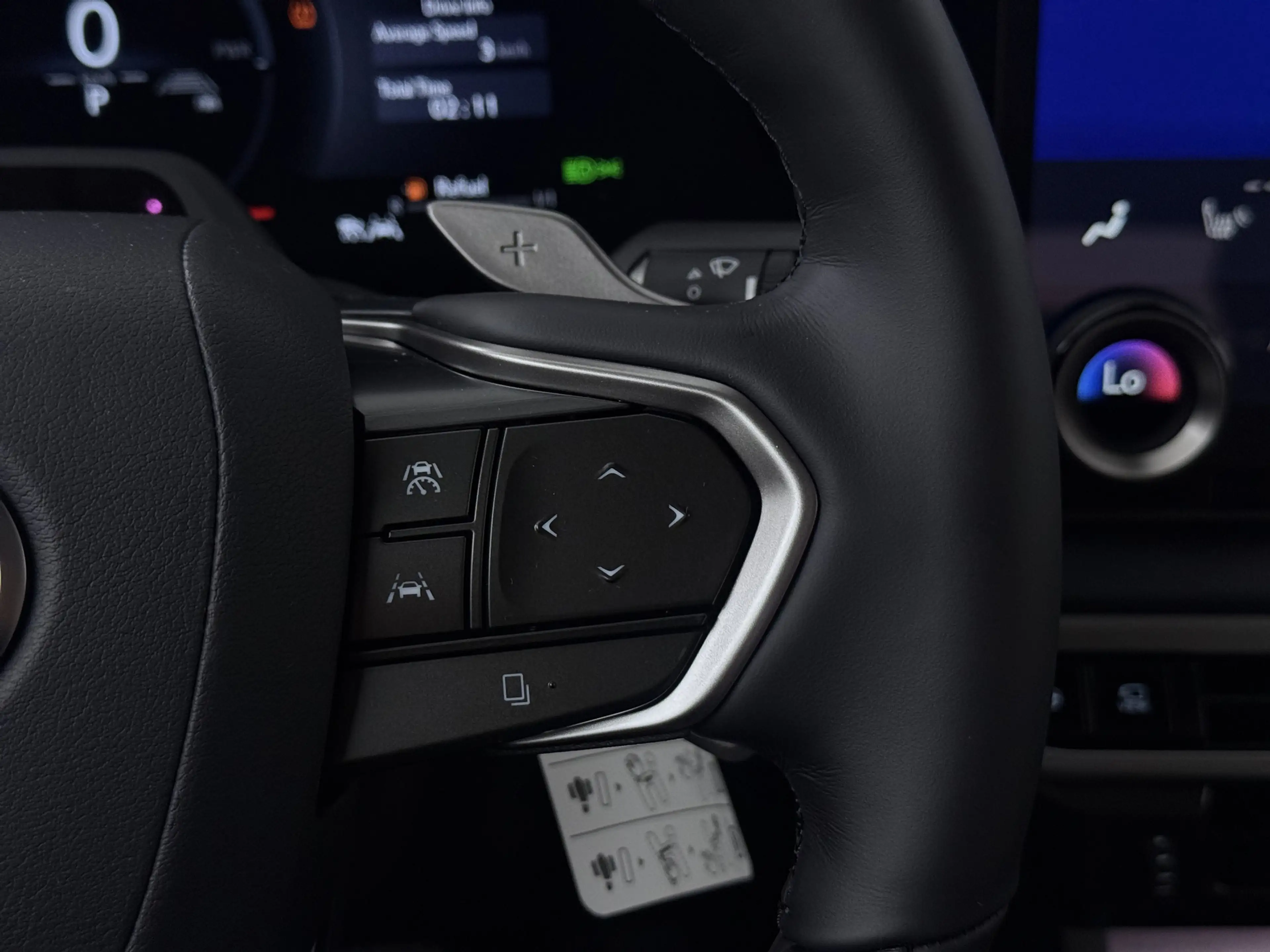 Lexus RX 450h 450h+ Plug-in Hybrid President Line | Mark Levinso — photo 9