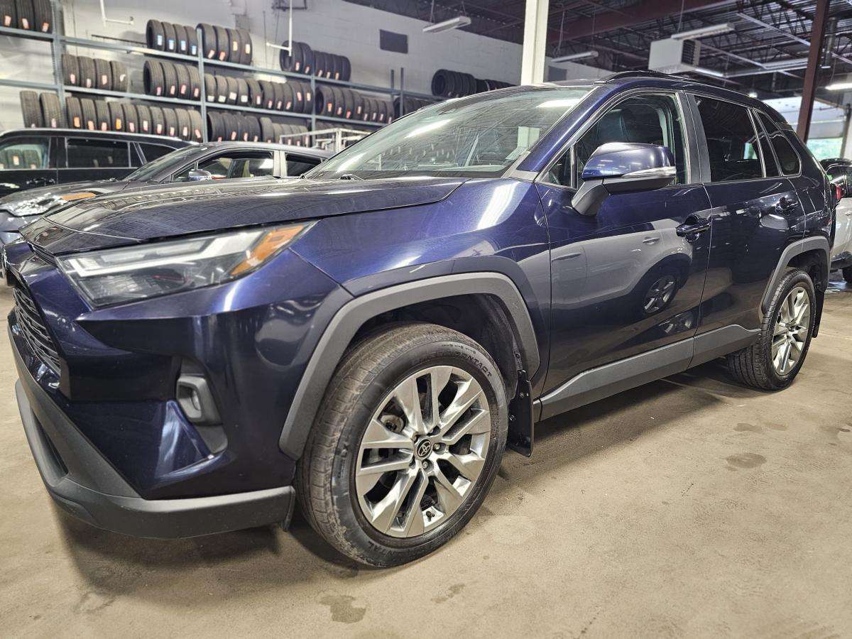 2022 Toyota RAV 4 XLE TI