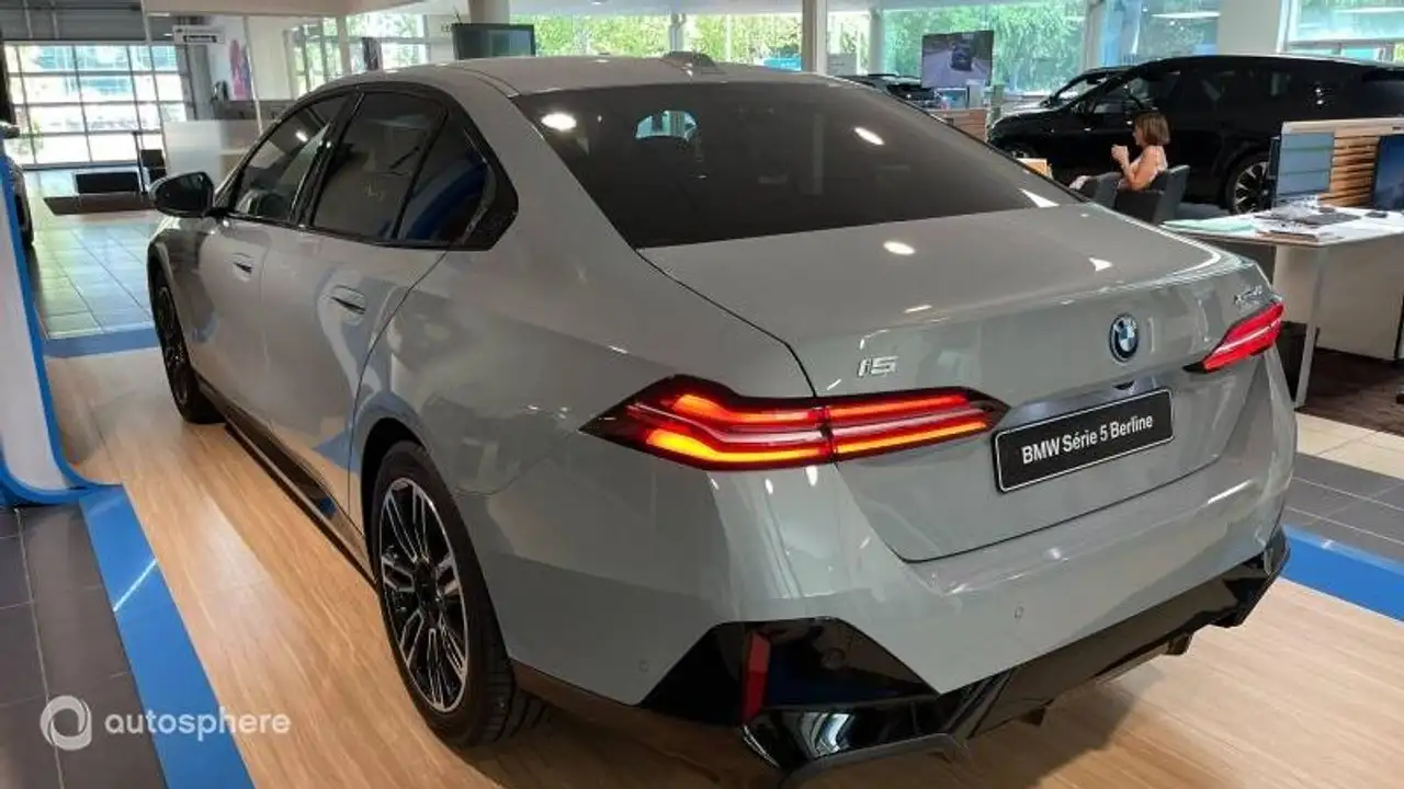 BMW i5 2026