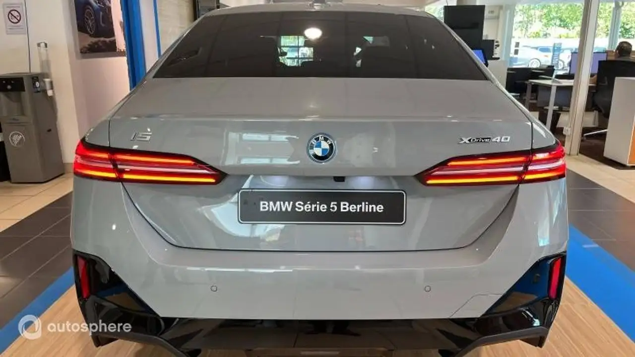 BMW i5 2026