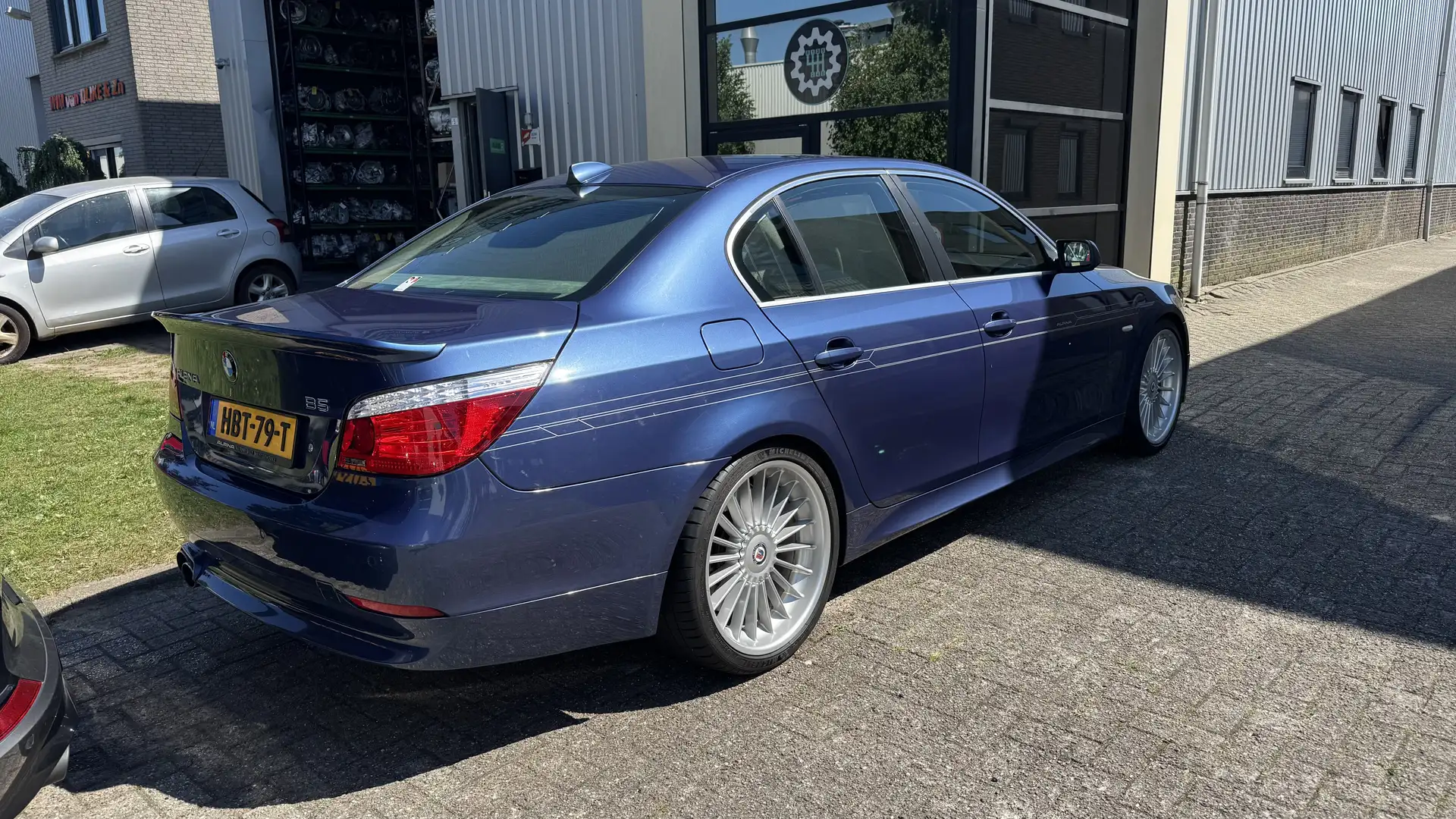 Alpina B5 Switch-Tronic Kék - 2