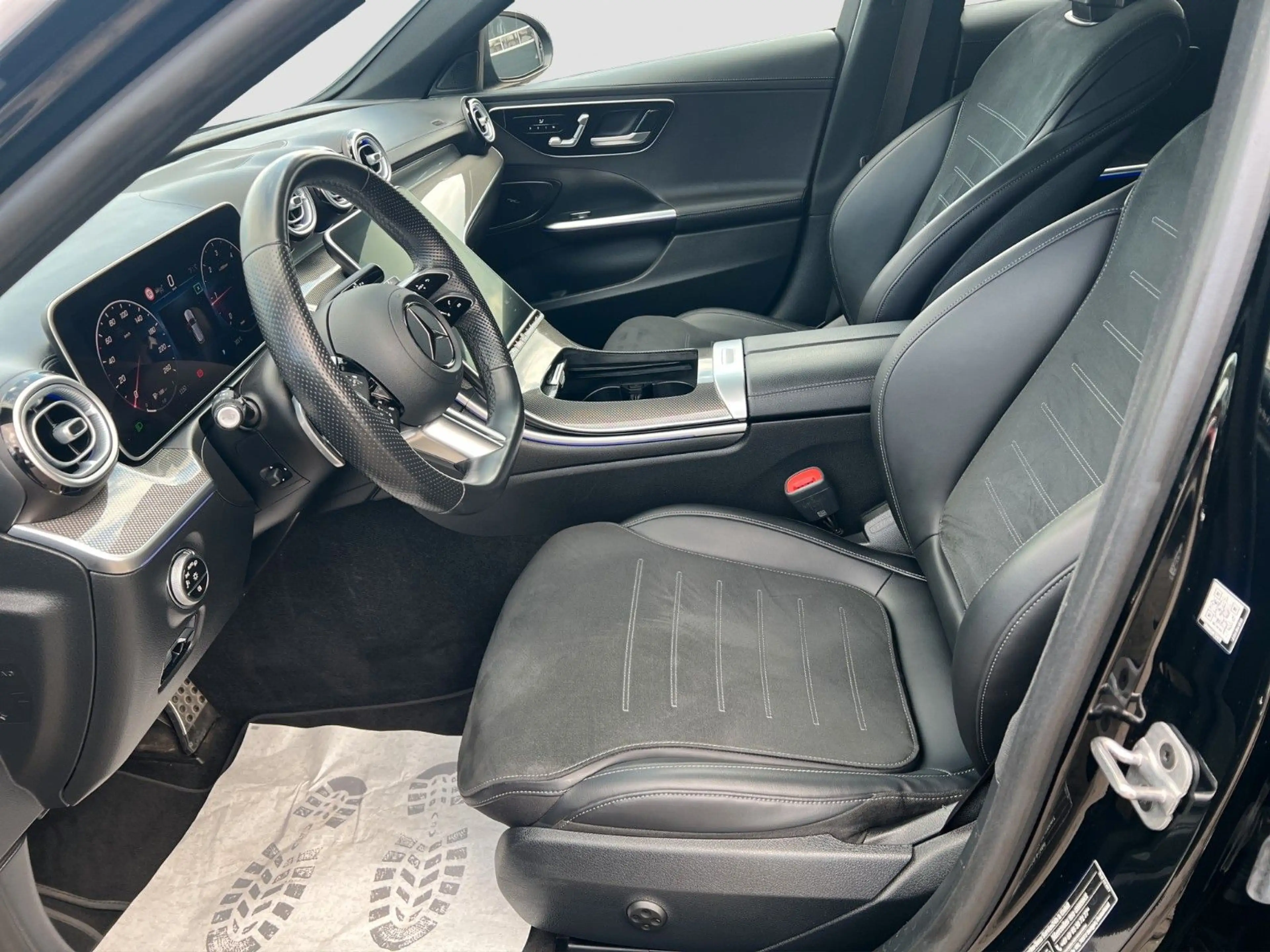 Mercedes-Benz C 200 d T Edition AMG Line *NIGHT*360°*NAVI*LED* — photo 9