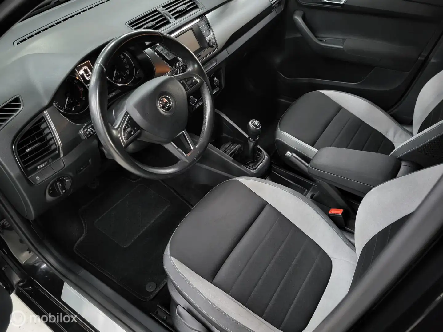 Skoda Fabia Combi 1.2 TSI Joy/Cruise/Clima/Stoelverw/Pdc/Nap Nero - 2