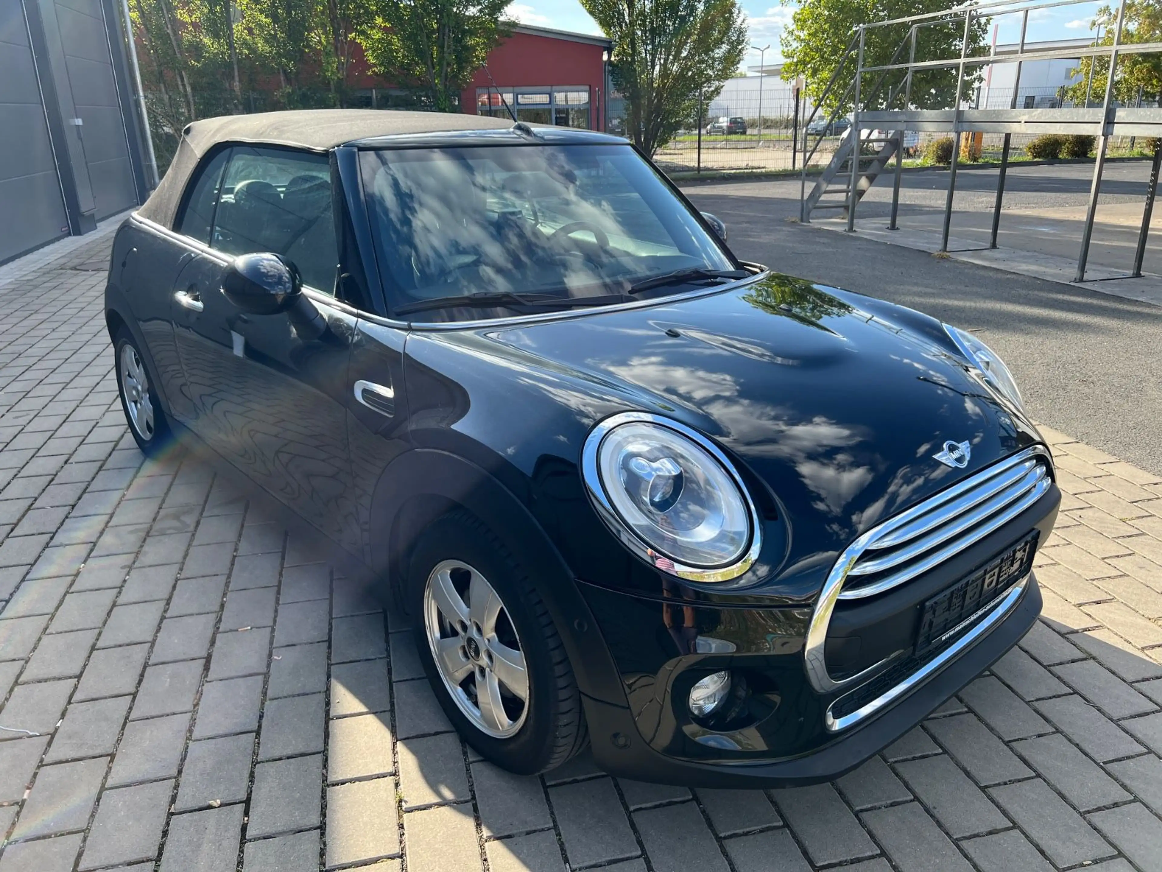 MINI One Cabrio Cooper Cabrio NAVI LED Leder Kamera 1. Hand — photo 15