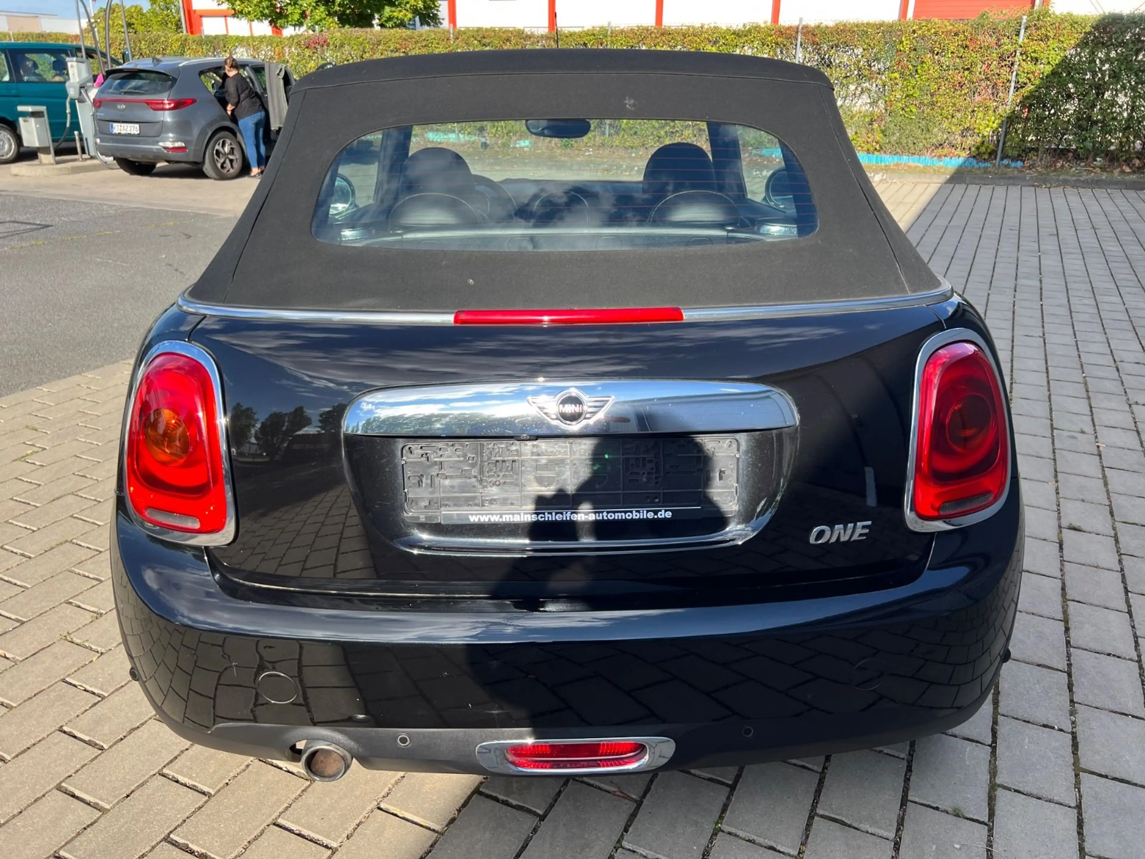 MINI One Cabrio Cooper Cabrio NAVI LED Leder Kamera 1. Hand — photo 12