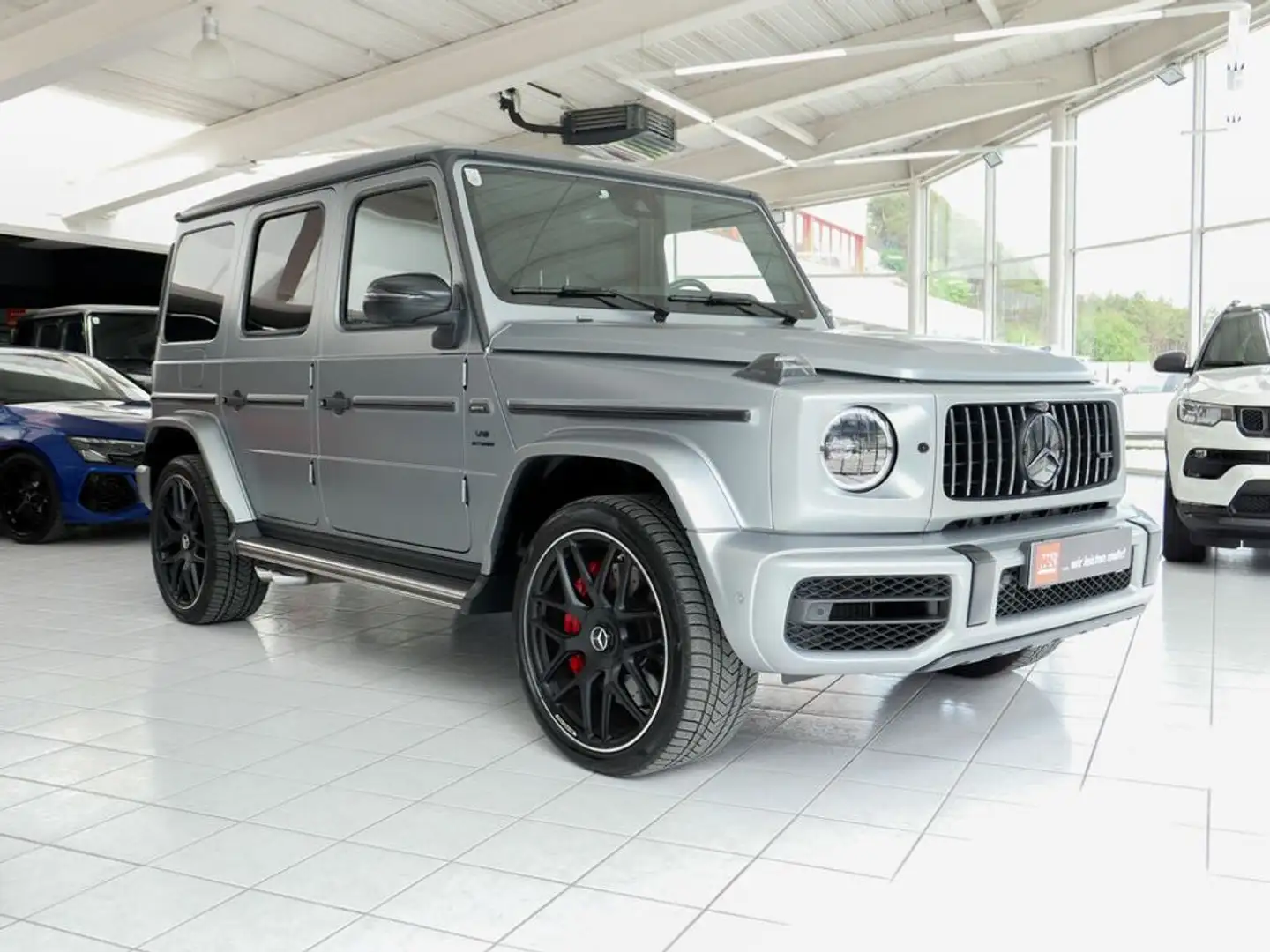 Mercedes-Benz G 63 AMG *DESIGNO*NIGHT PAKET*BURMESTER* Silber - 1