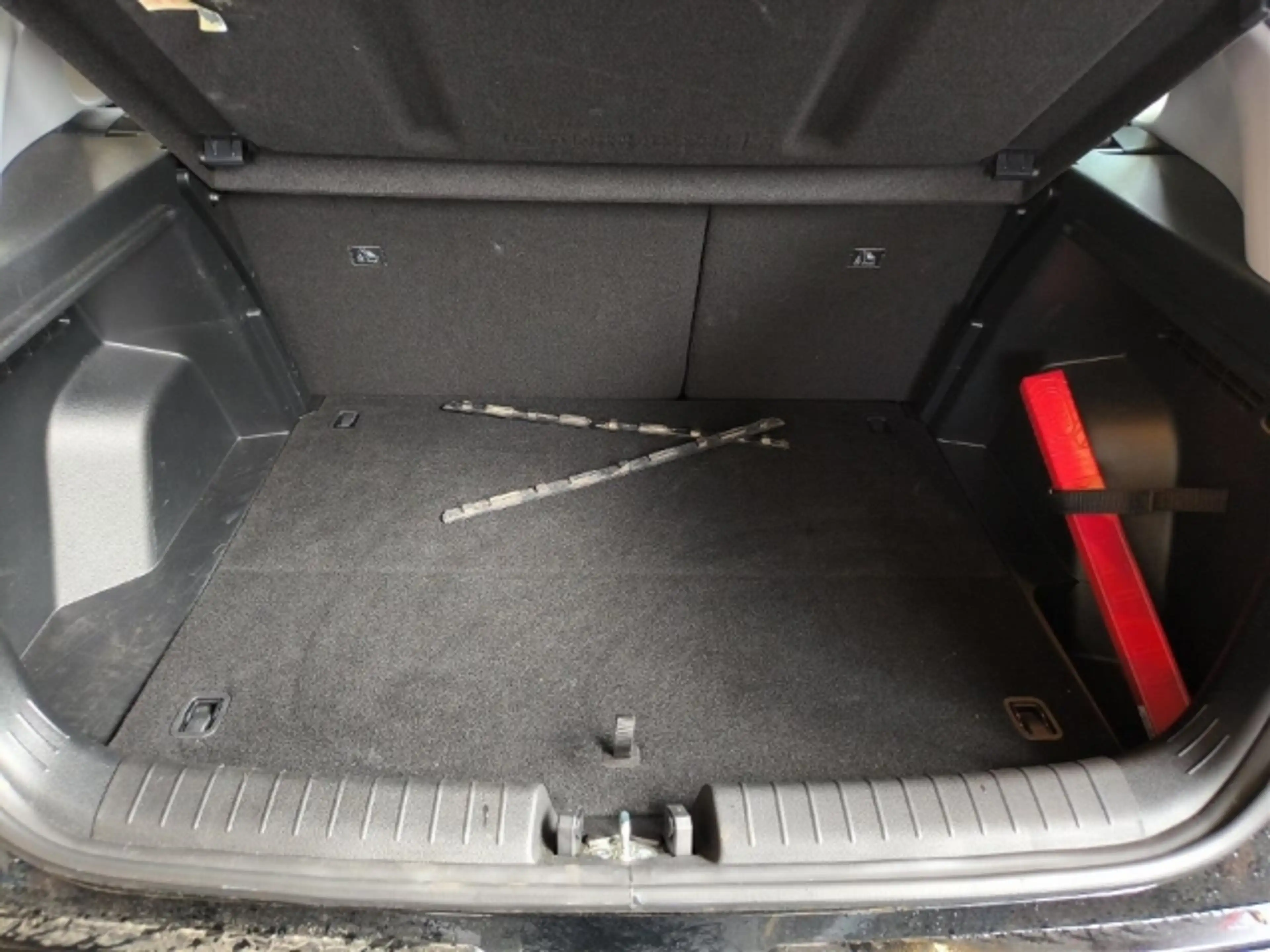 Hyundai BAYON 2WD 1.0 T-GDI Trend Allwetterreifen+Navi+Rückfahrk — photo 12