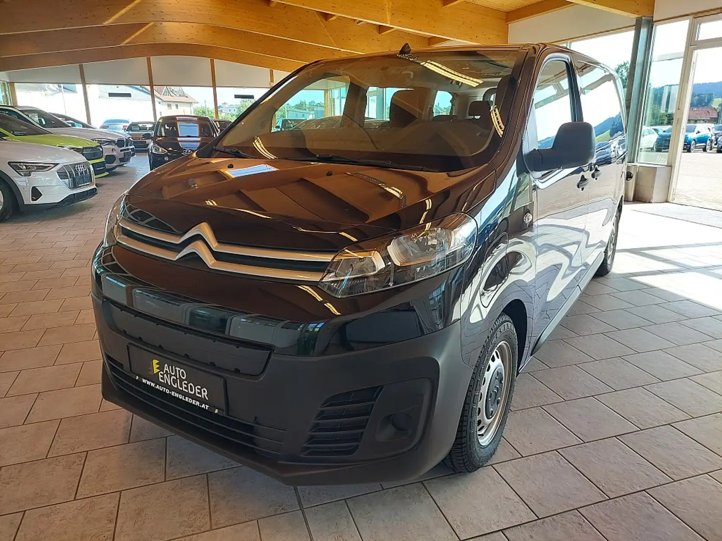 Citroen Jumpy E Kombi M Batterie 75kWH Noir - 1