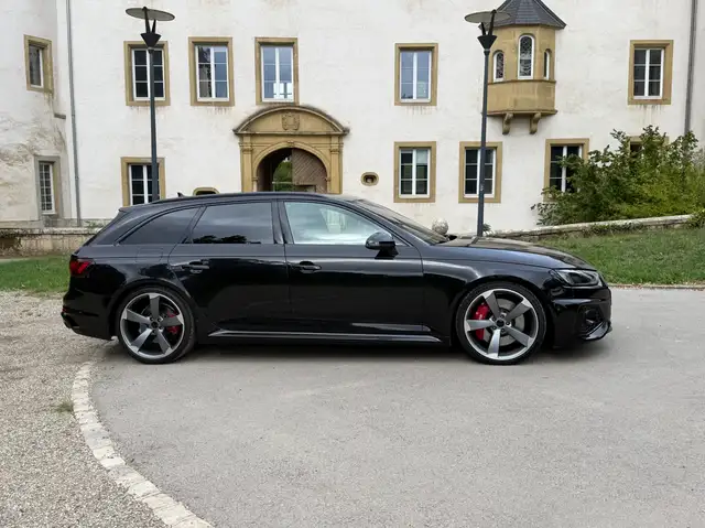 Audi RS4 RS4 Avant quattro tiptronic