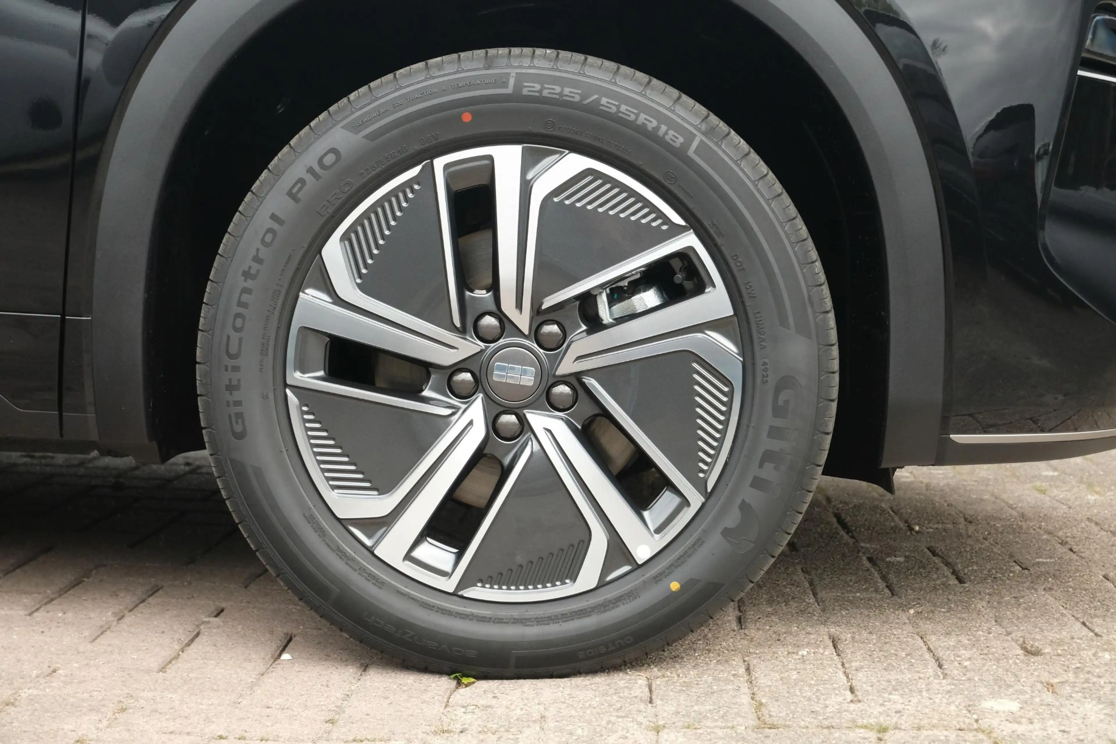 Geely Starray EM-i 1.5 Pro 262 PK | Stoelverwarming | 83 Km elektrisc — photo 6