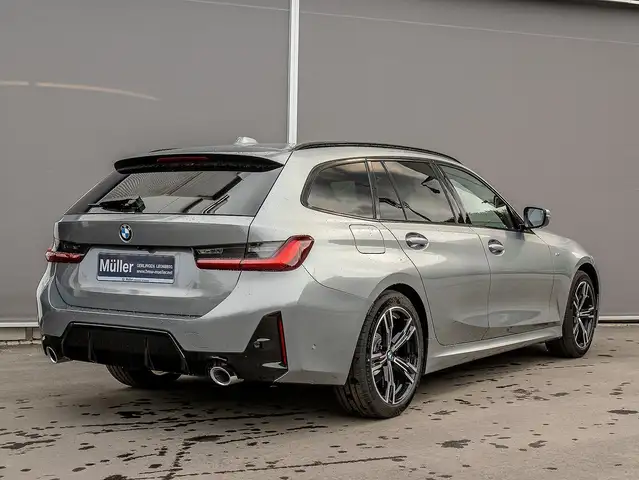 BMW 3 Series view 2