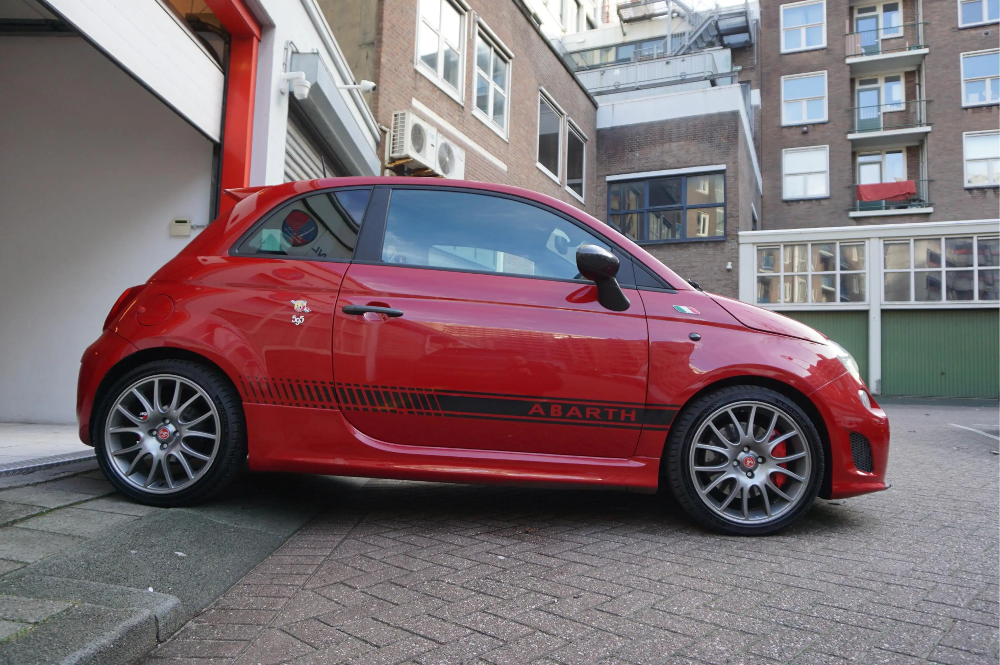 Fiat 500 Abarth 1.4 T-Jet 595 Competizione BREMBO | CARBON | INTER — photo 7