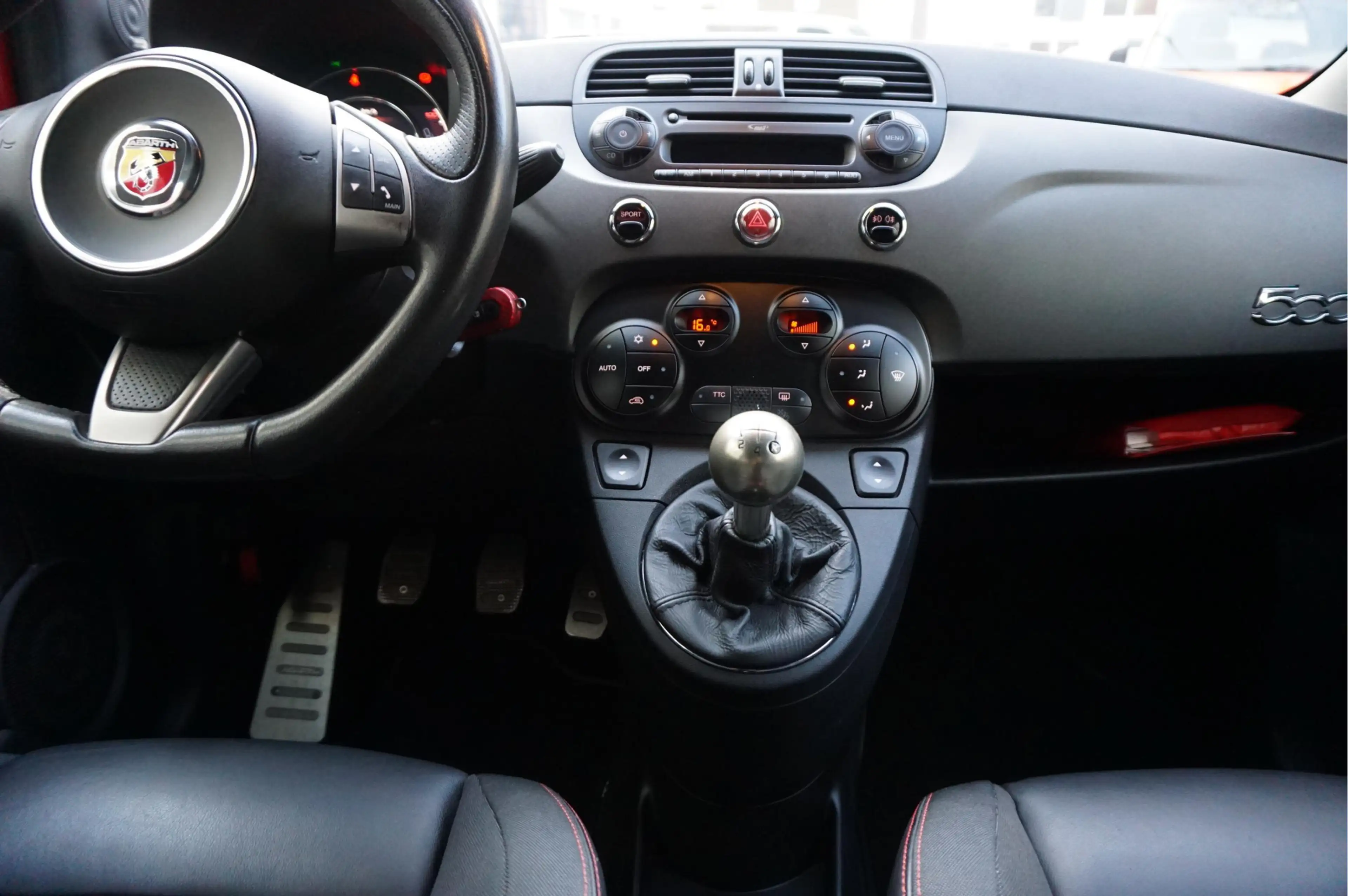 Fiat 500 Abarth 1.4 T-Jet 595 Competizione BREMBO | CARBON | INTER — photo 14
