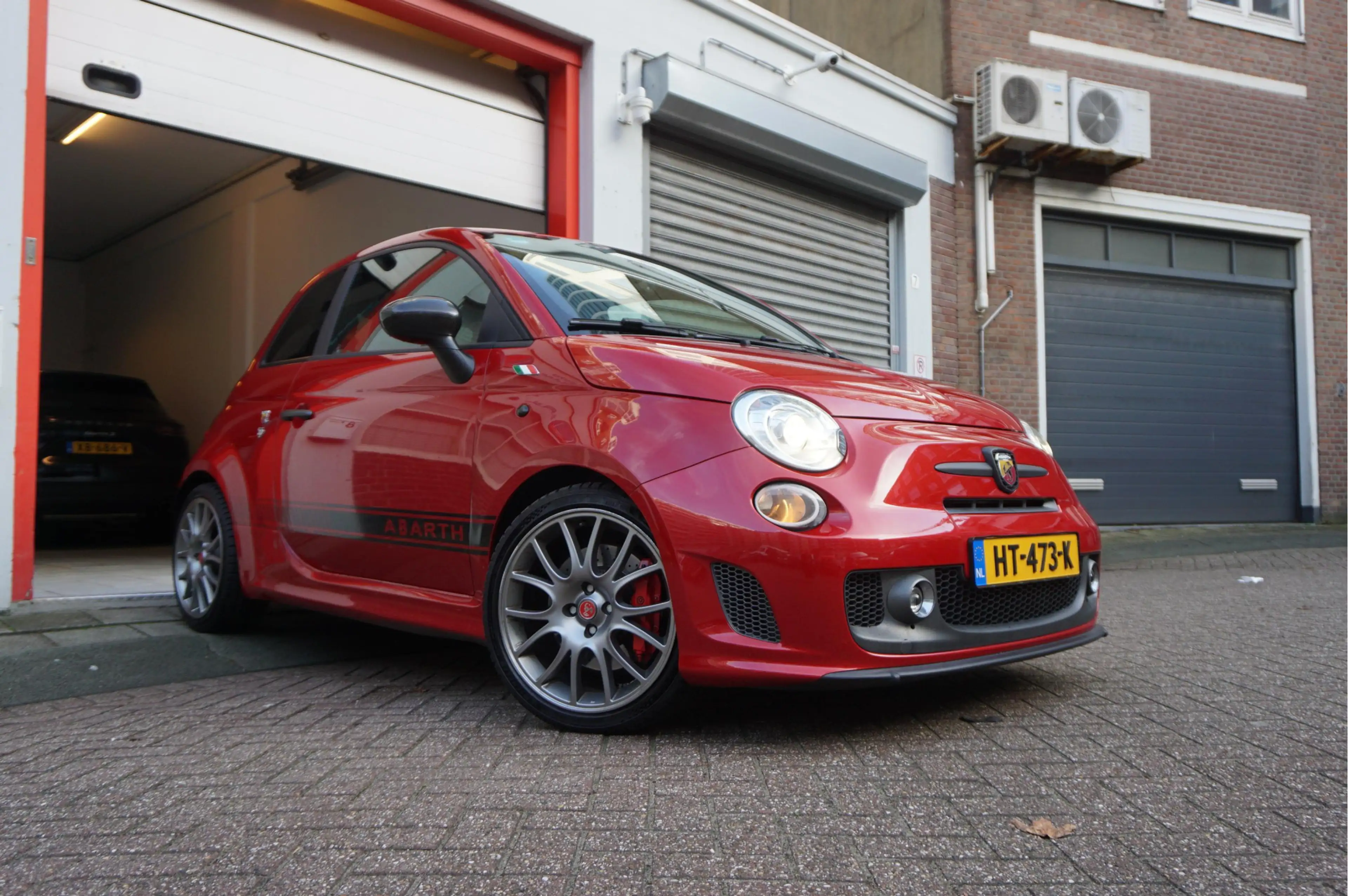 Fiat 500 Abarth 1.4 T-Jet 595 Competizione BREMBO | CARBON | INTER — photo 6