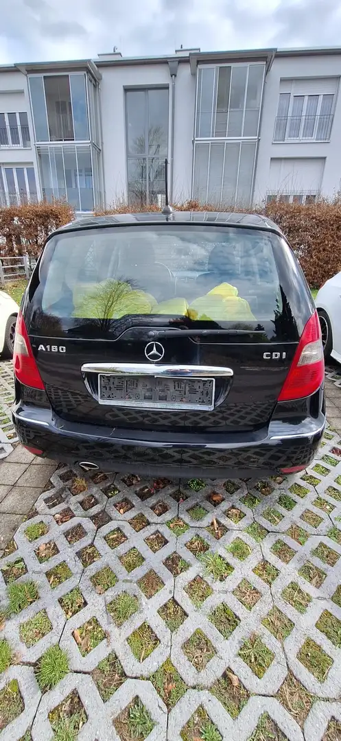 Mercedes-Benz A 180 A-Edition Avantgarde CDI - 2