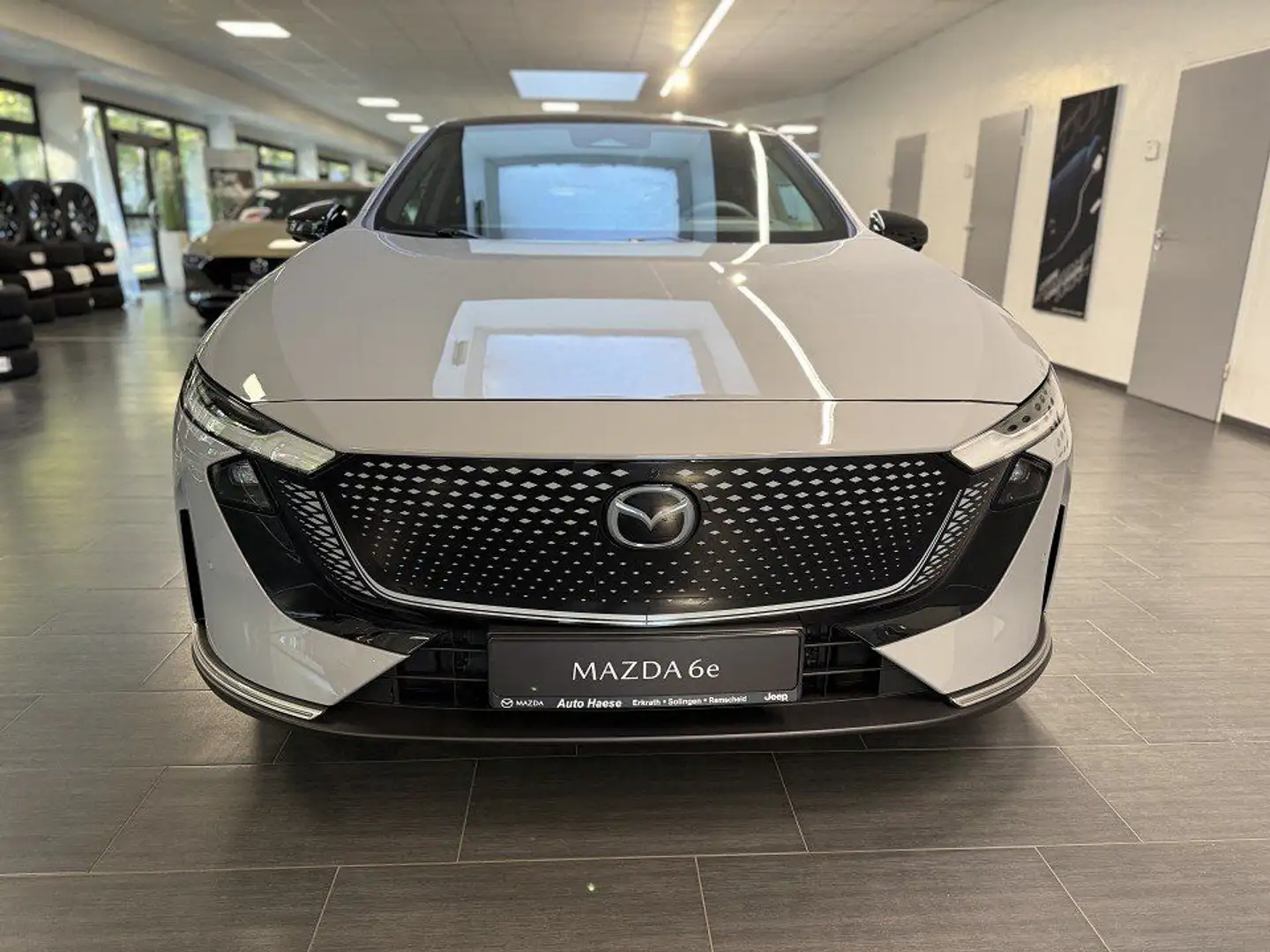 Mazda 6e EV 258PS Takumi 14,6-Zoll-Touchdisplay 360° S Grau - 2