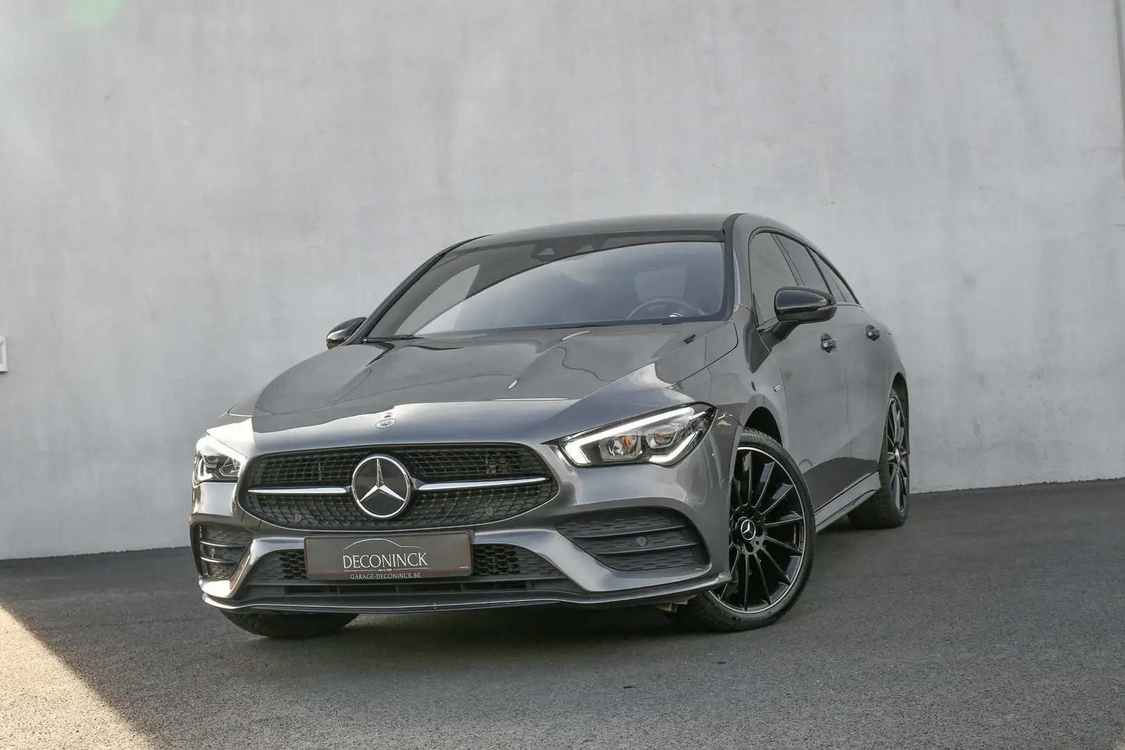 Mercedes-Benz CLA 250 e *AMG*CAMERA*CARPLAY*NIGHTPACK*SPORTSEATS* - 1