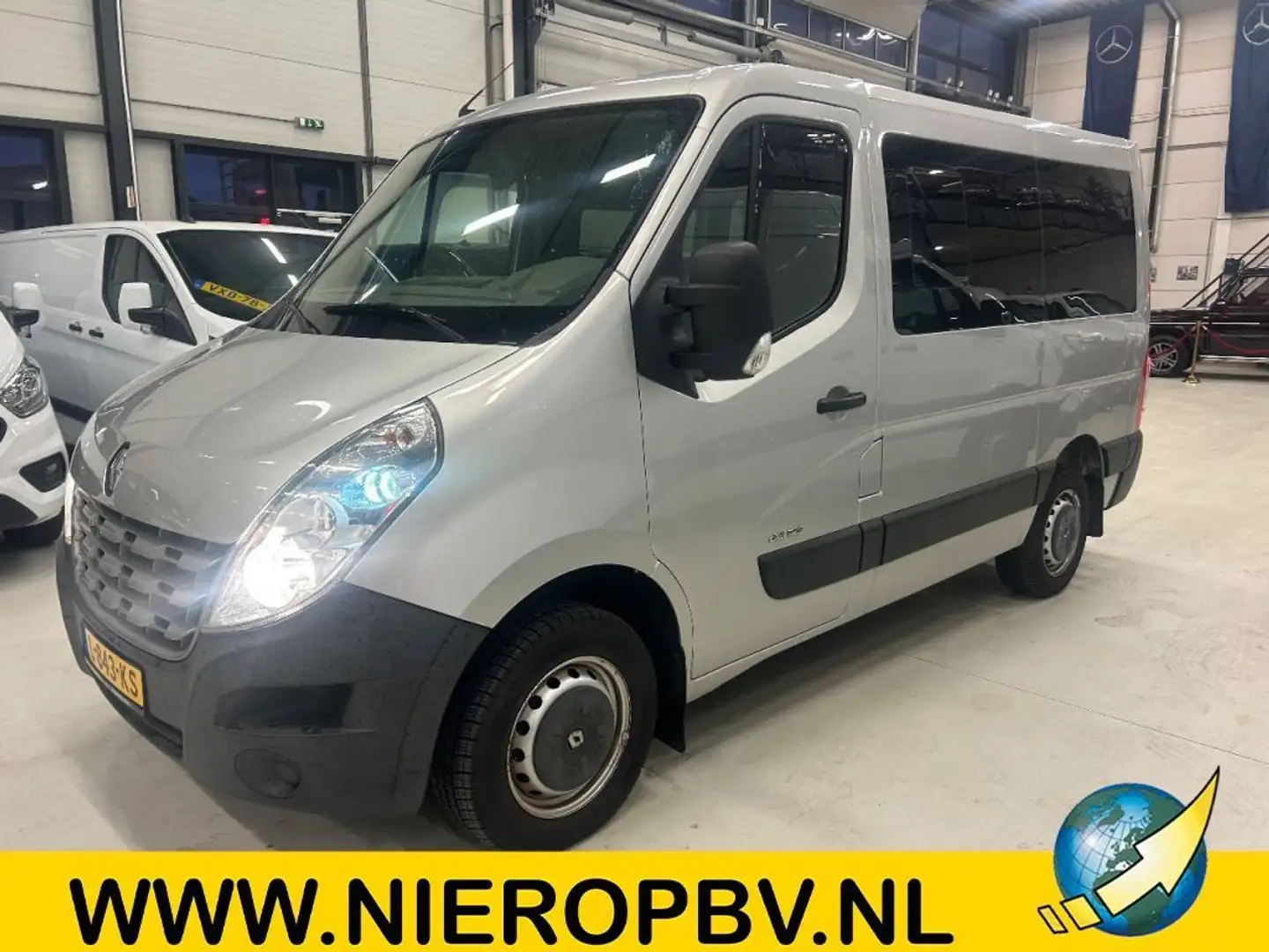 Renault Master 125DCI L1H1 Automaat Airco Cruisecontrol INVALIDE/ Gris - 1