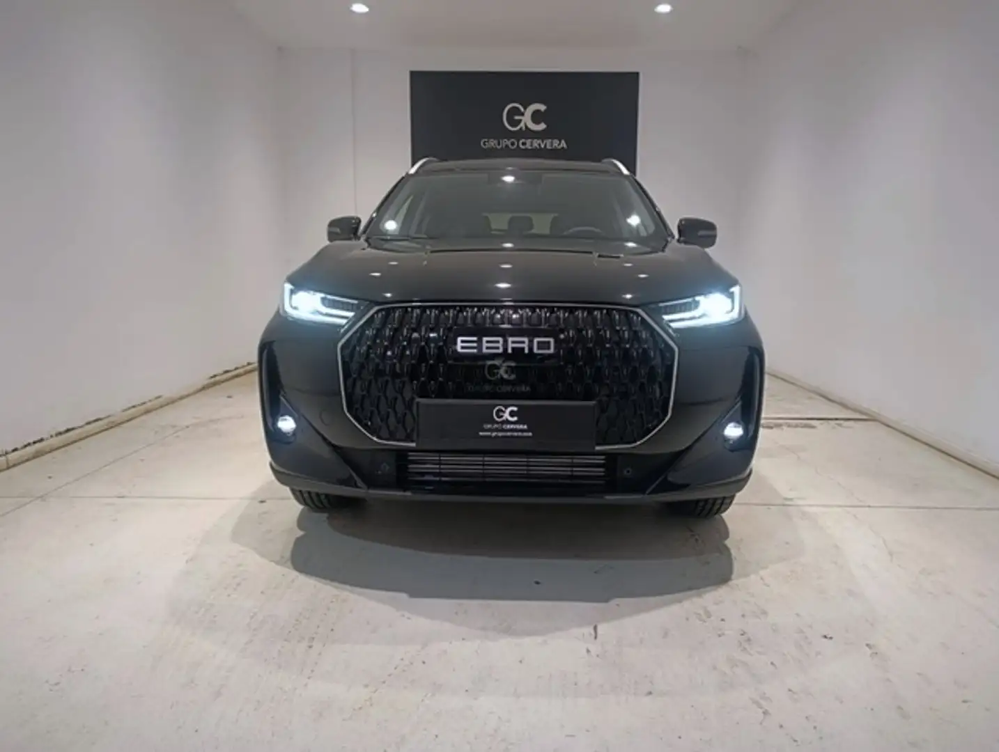 Ebro s700 1.6 TGDI 7DCT Luxury FWD Schwarz - 2