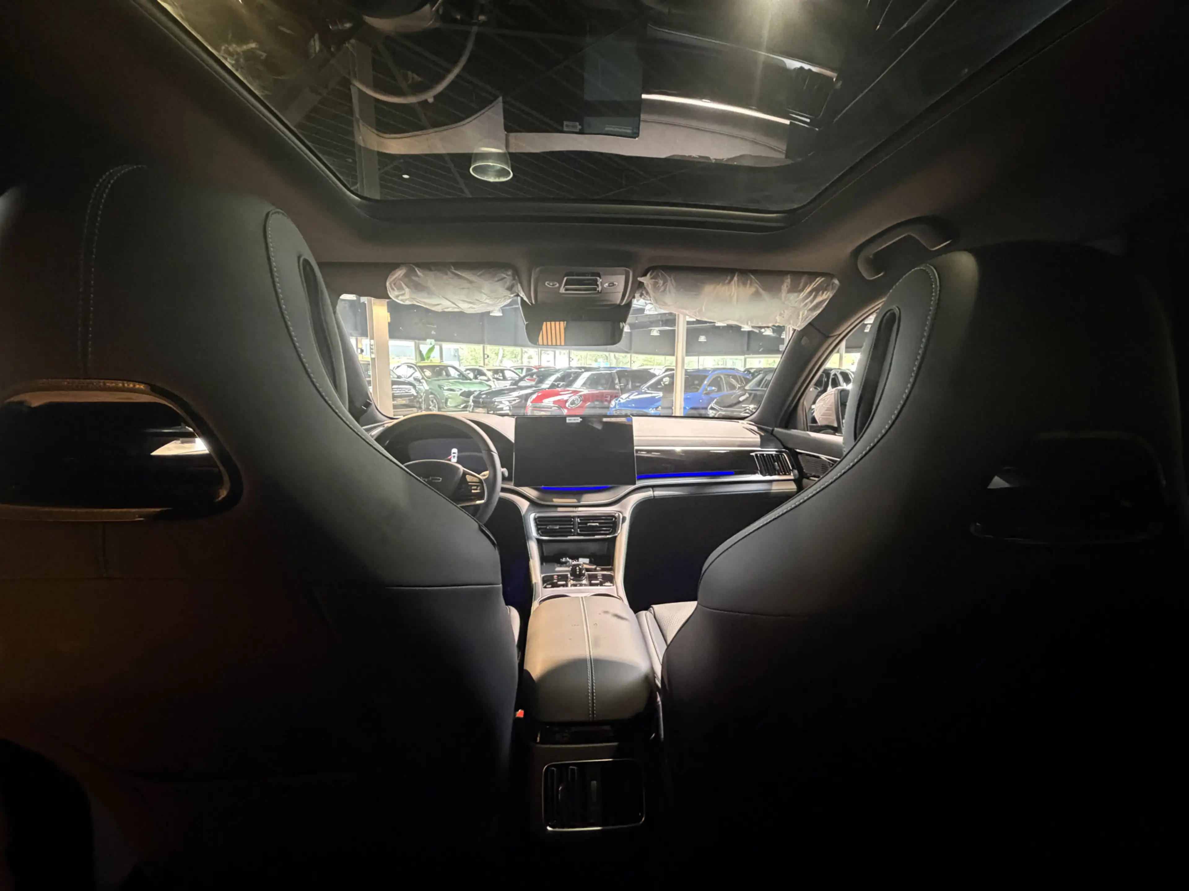 BYD Seal U 1.5 T DM-i AWD Design ULTRA BLACK EDITION | 324pk — photo 16