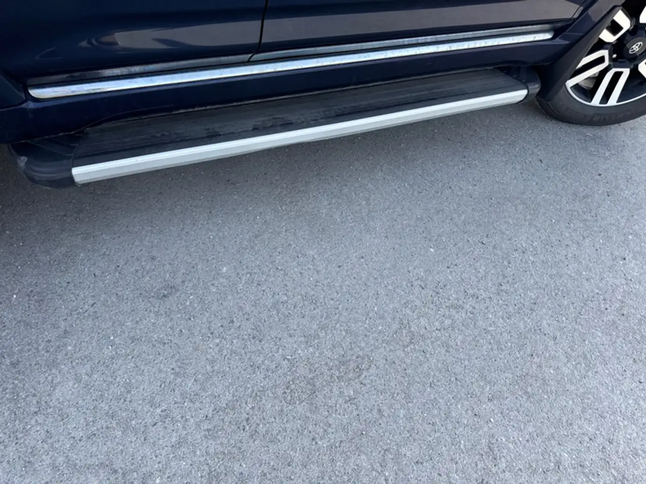 Toyota 4-Runner снимка Toyota 4-Runner
