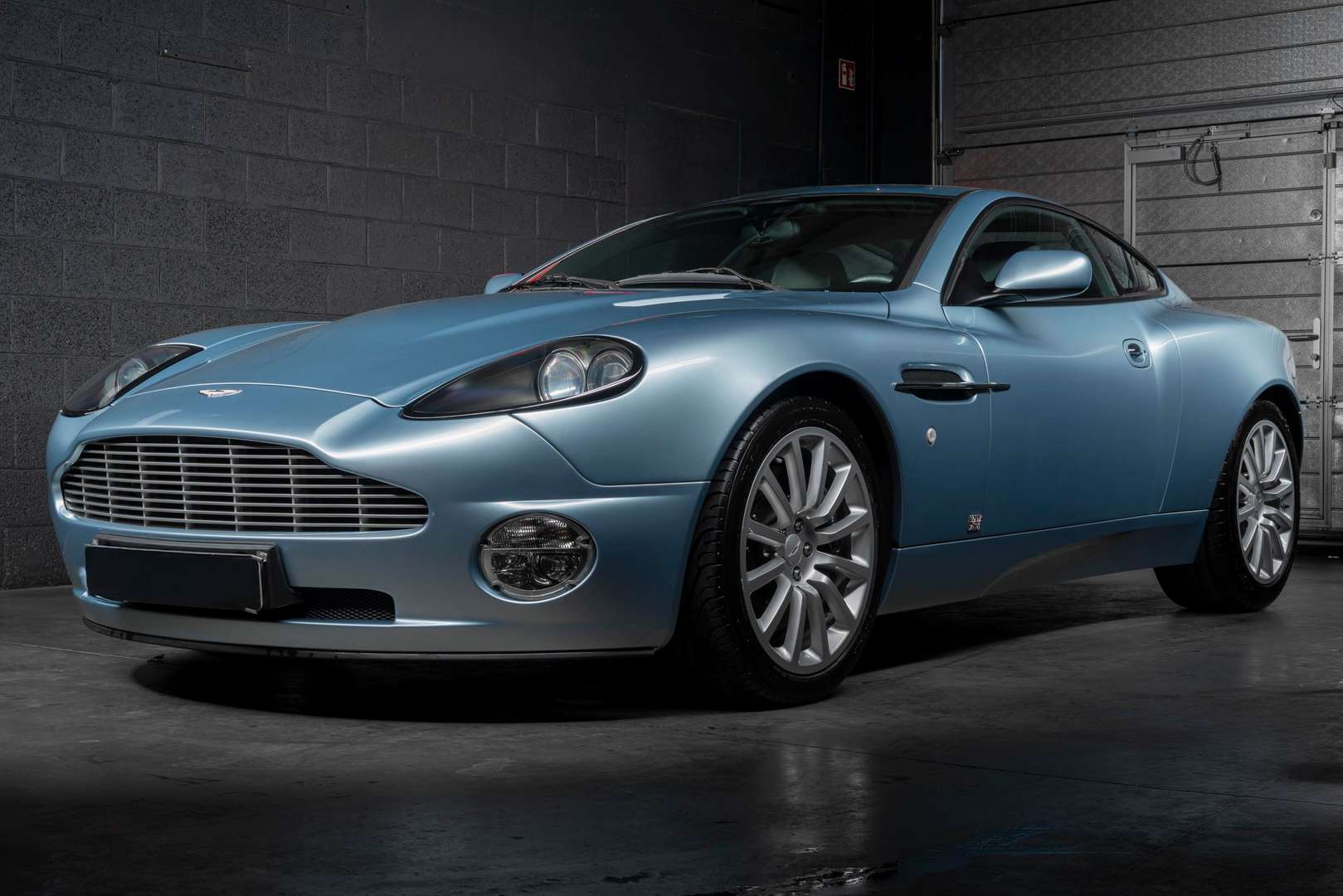Aston Martin Vanquish -  - Joinsteer - #1