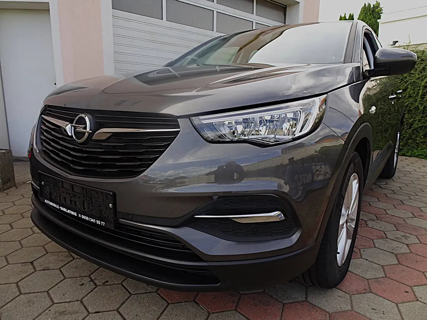 Opel Grandland X 1,5 CDTI Blue Injection Edition Grau - 1